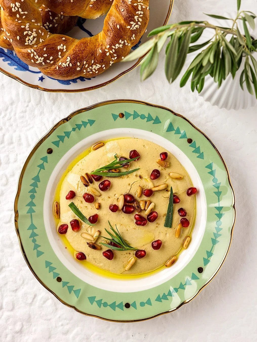 Tradition on a plate - taste our Fava.

#miyarestaurant #miyadubai #greekcuisine #greekfood #greekrrstaurant #dubairestaurant #bluewaters