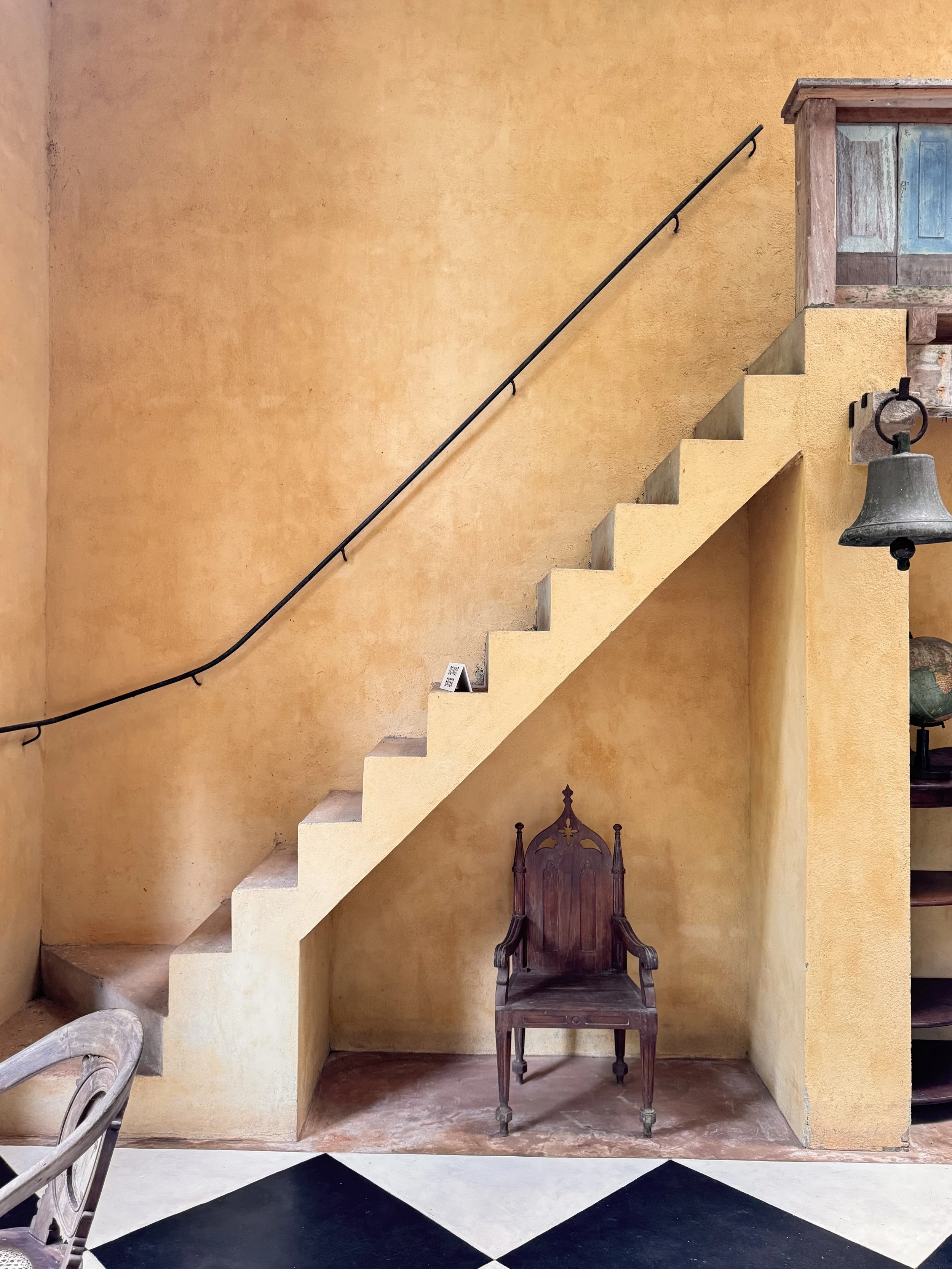 “Table for one” — My Solo Journey Through Sri Lanka