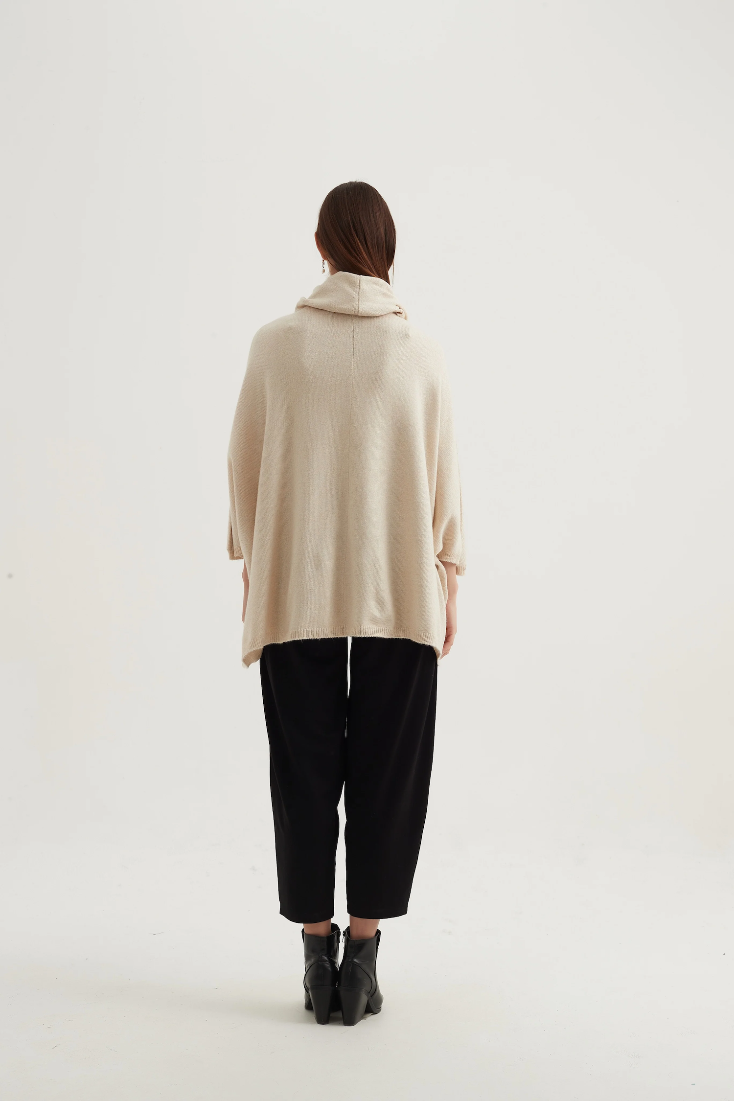 Tirelli Funnel Neck Shawl Black — Oh So Pretty