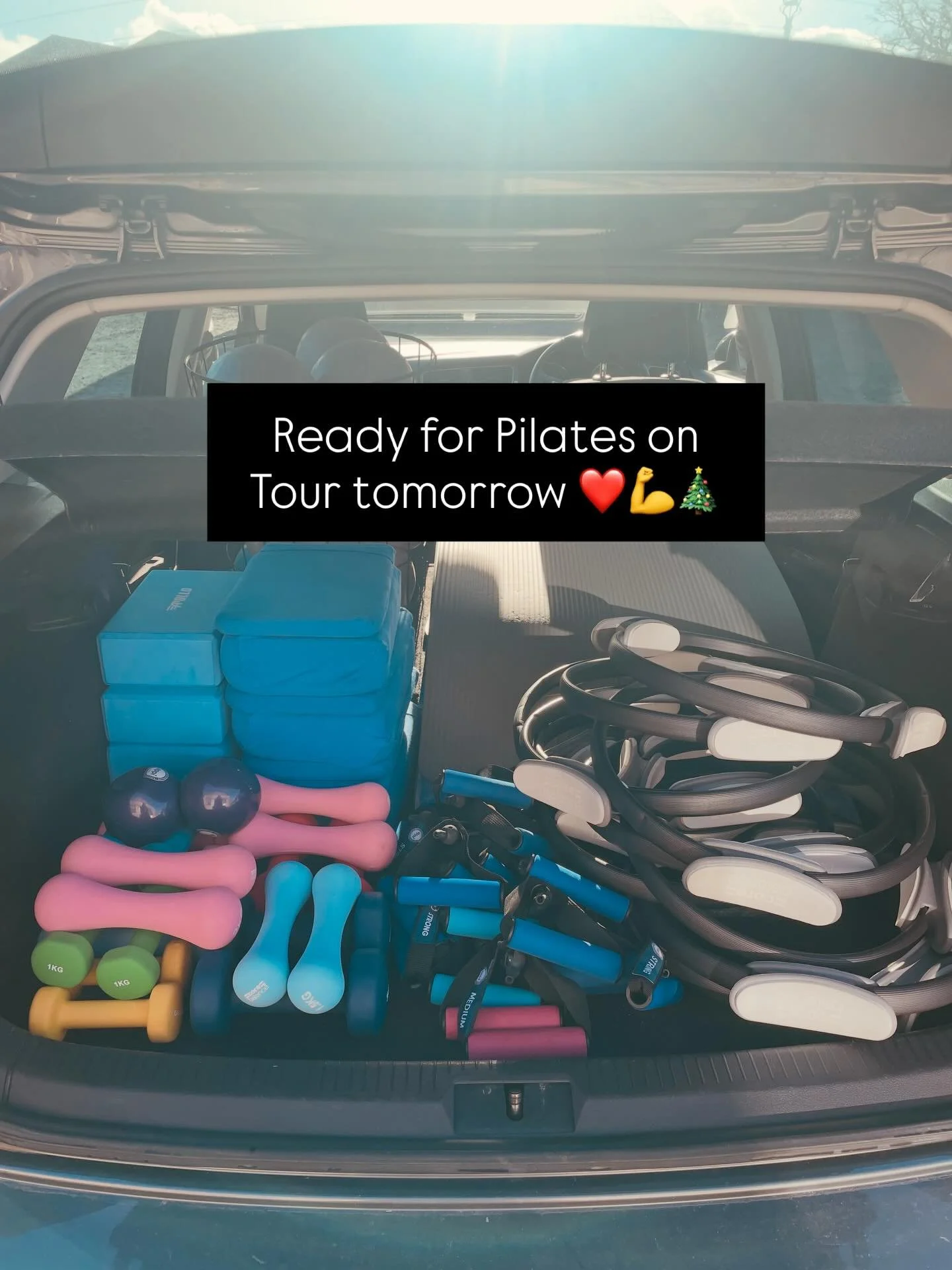 #retreatday #pilates #wreathmaking #pilatesontour