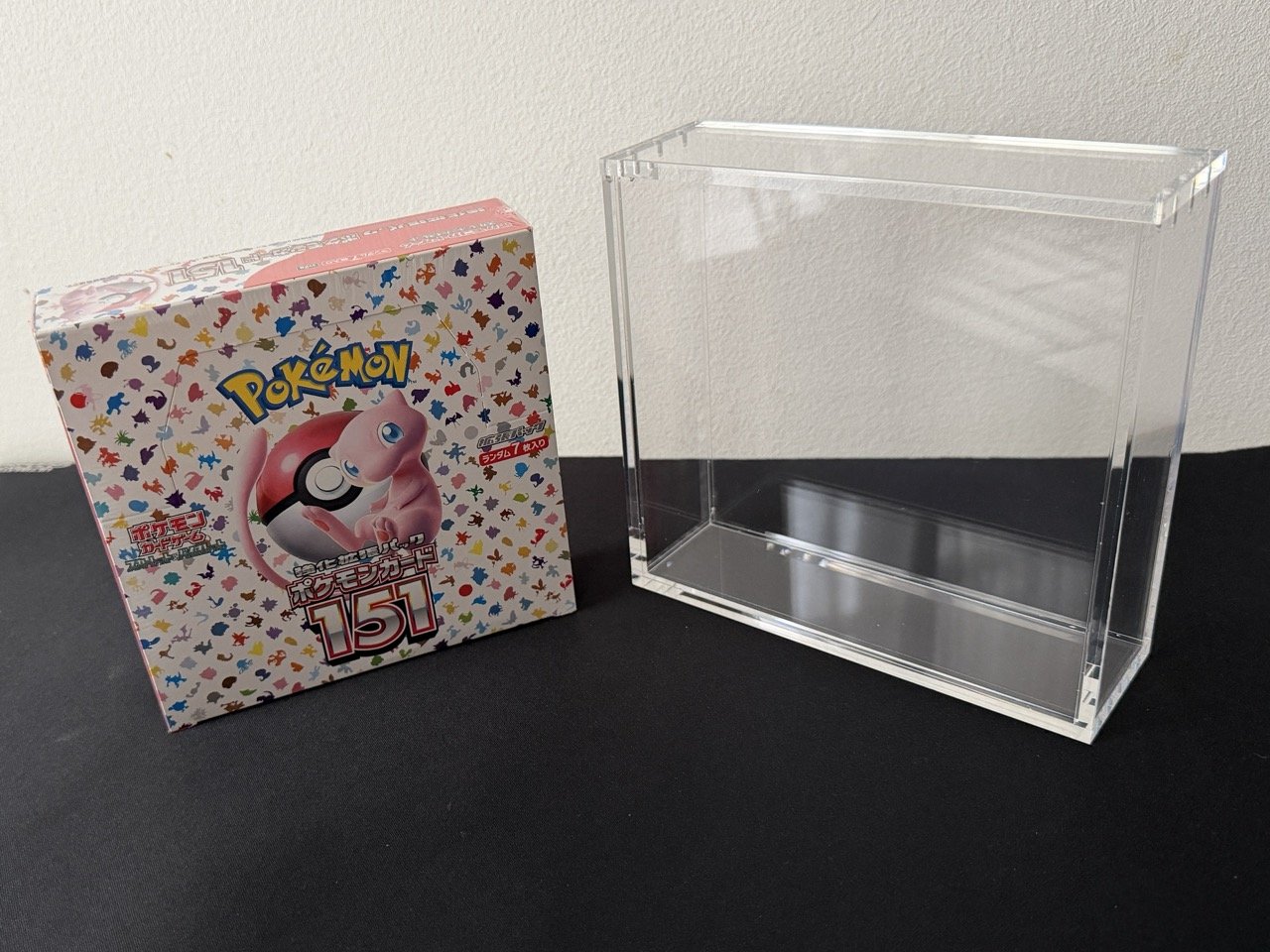 Display JAP Pokemon 151 sv2a Case.jpeg