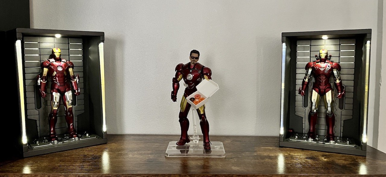 SH Figuarts Iron Man Hall of armor