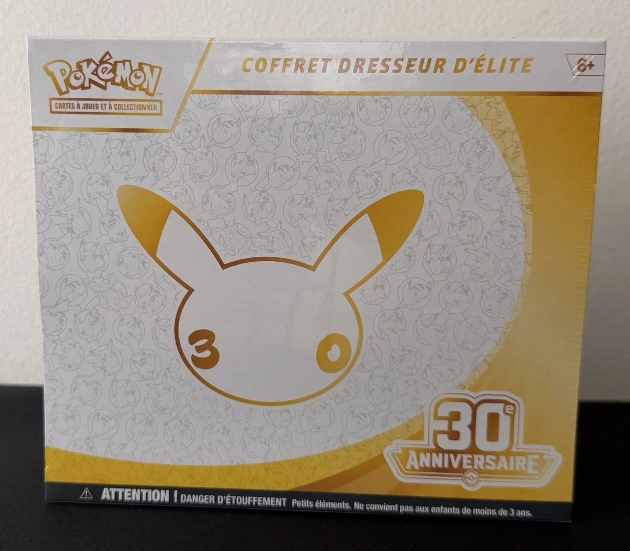 ETB Pokemon 30e anniversaire.jpeg