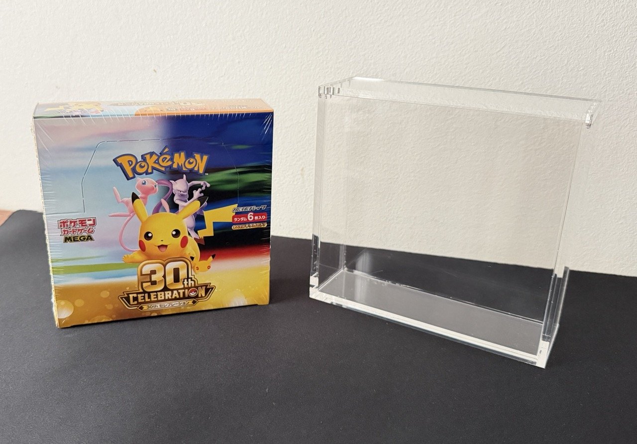 Display JAP Pokemon 30th Anniversary m6a Acrylic Protection.jpeg