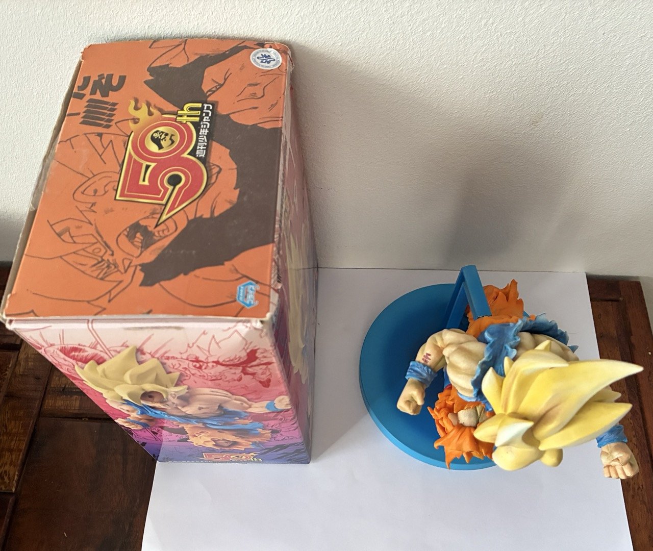 FIgurine Goku Jump 50th Repaint Up.jpeg