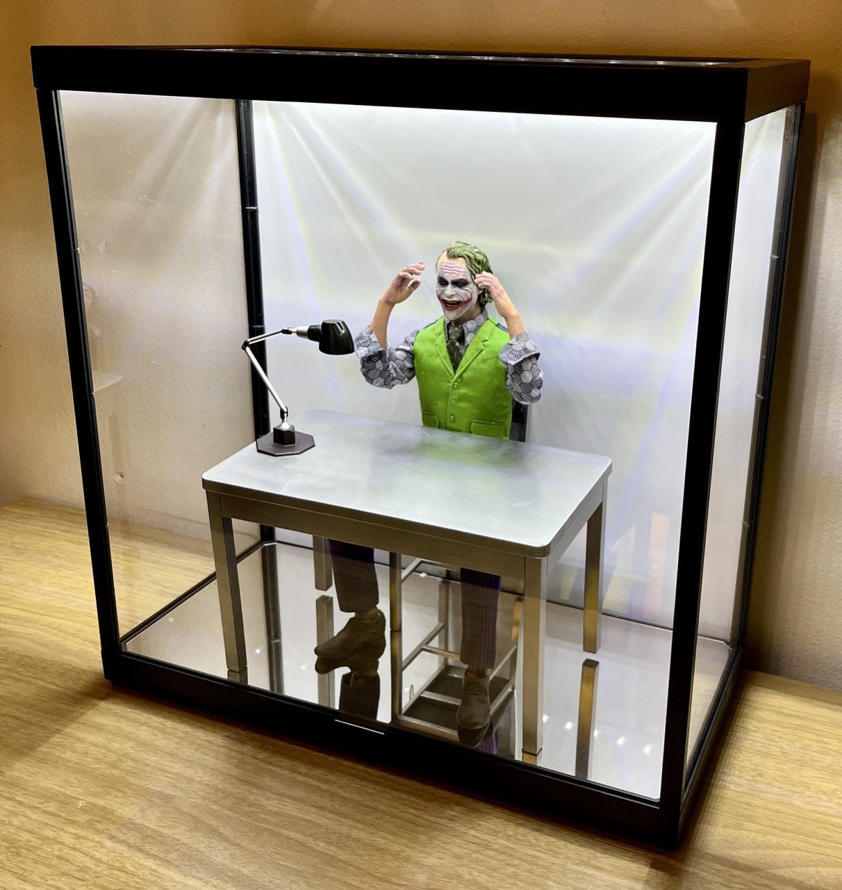 Vitrines pour figurines 1/6