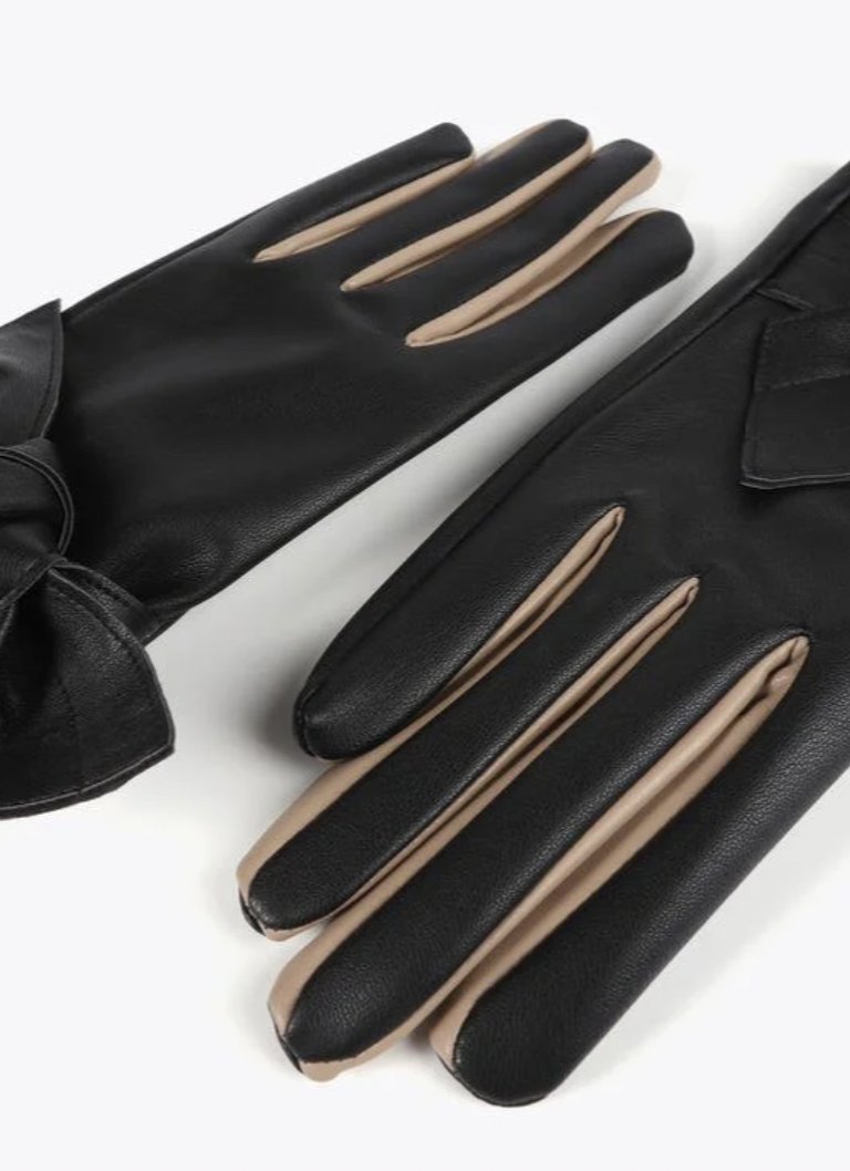 LOLA CASA MIA BLACK & CREAM BOW GLOVE