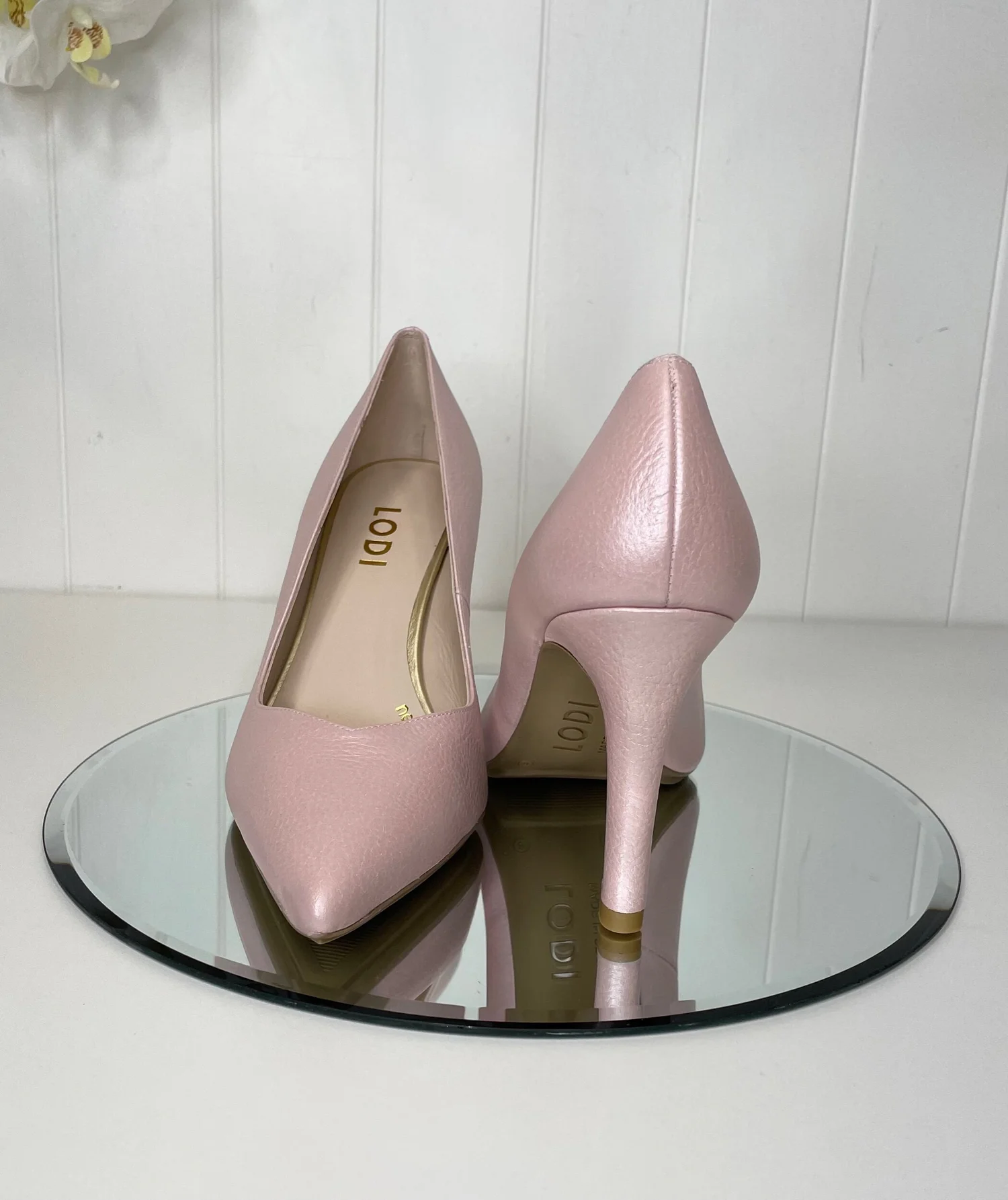 Blush pink court heels cheap