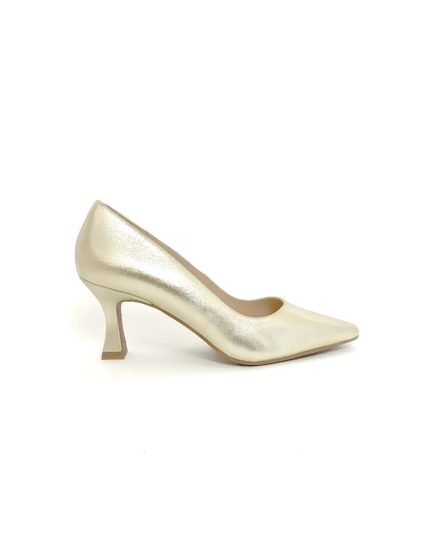 Gold court heels clearance