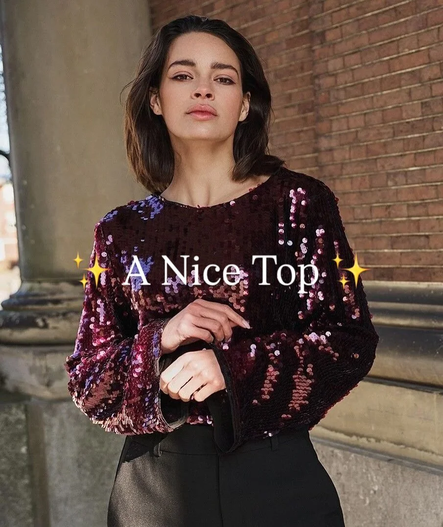 ✨ A nice top&hellip;the hardest thing to find 😅
We have lots in store or online, 
Fiona x 
#newtop #top #xmas