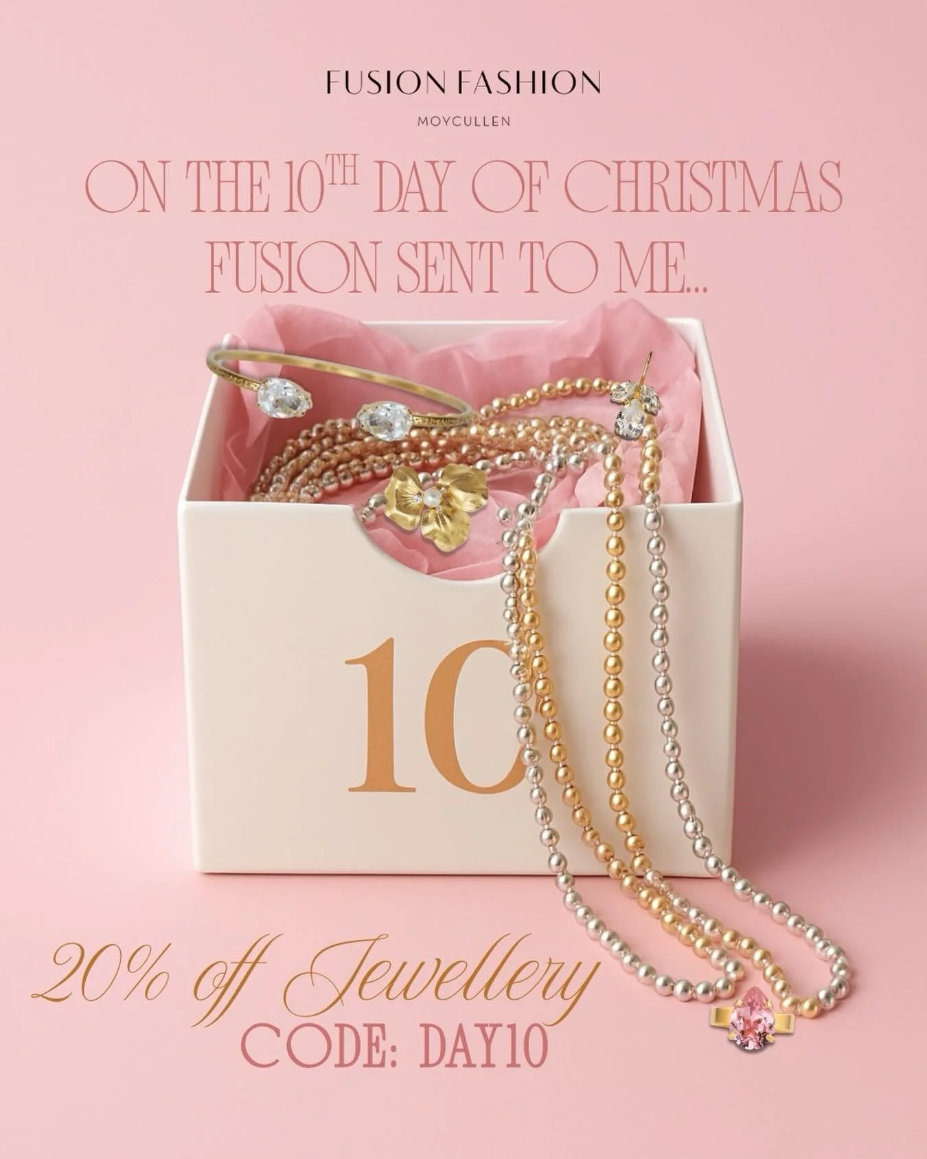 ✨🎁 On the 10th Day of Christmas we are giving you 20% Off Jewellery. Code: DAY10
Happy Shopping
Fiona x 
#12daysofgiveaways #christmas #giftsforher