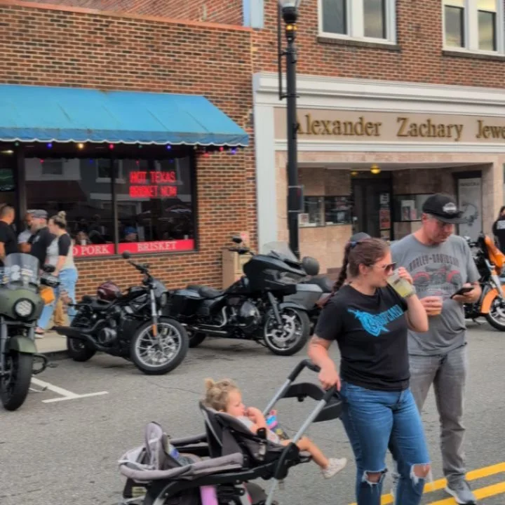 Some captures from Throttle Thursday last night. Hung with the @triumphlakenorman group and enjoyed the festivities! @theoldtownrevival @murtomademooresville @foundationmoto #smalltown #otr #throttlethursday #bikerevents #mooresvillenc