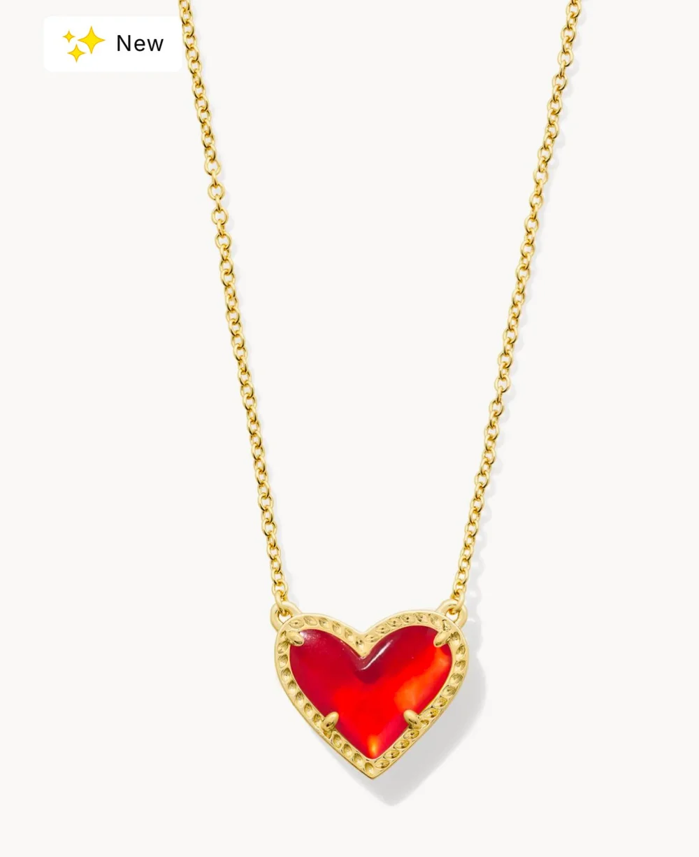 Ari Heart Gold Pendant Necklace — Chained Melody