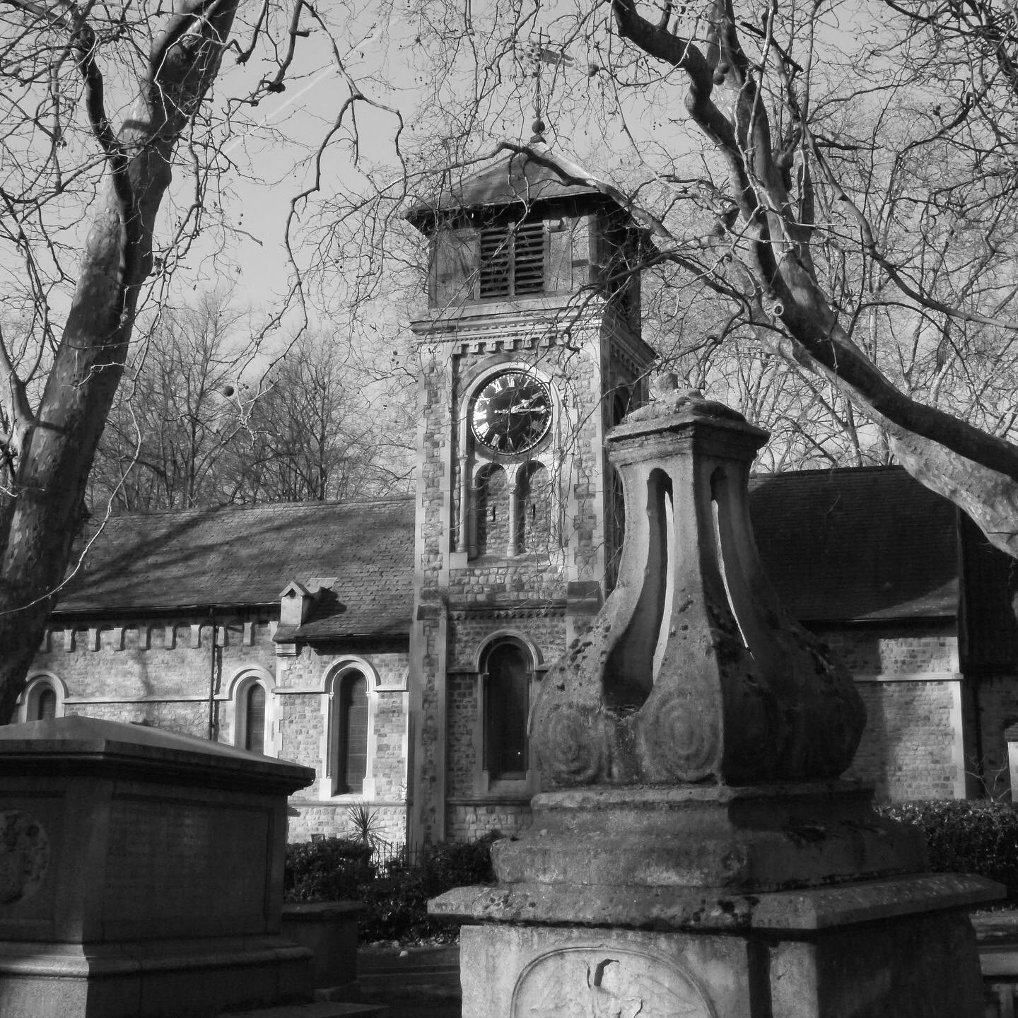 St Pancras Old Church is definitely old - the oldest building in the parish, and possibly the oldest site of Christian worship in Britain. Tucked away in a strange patch of nowhere, between the railway lines and the canal, it has the feel of a villag