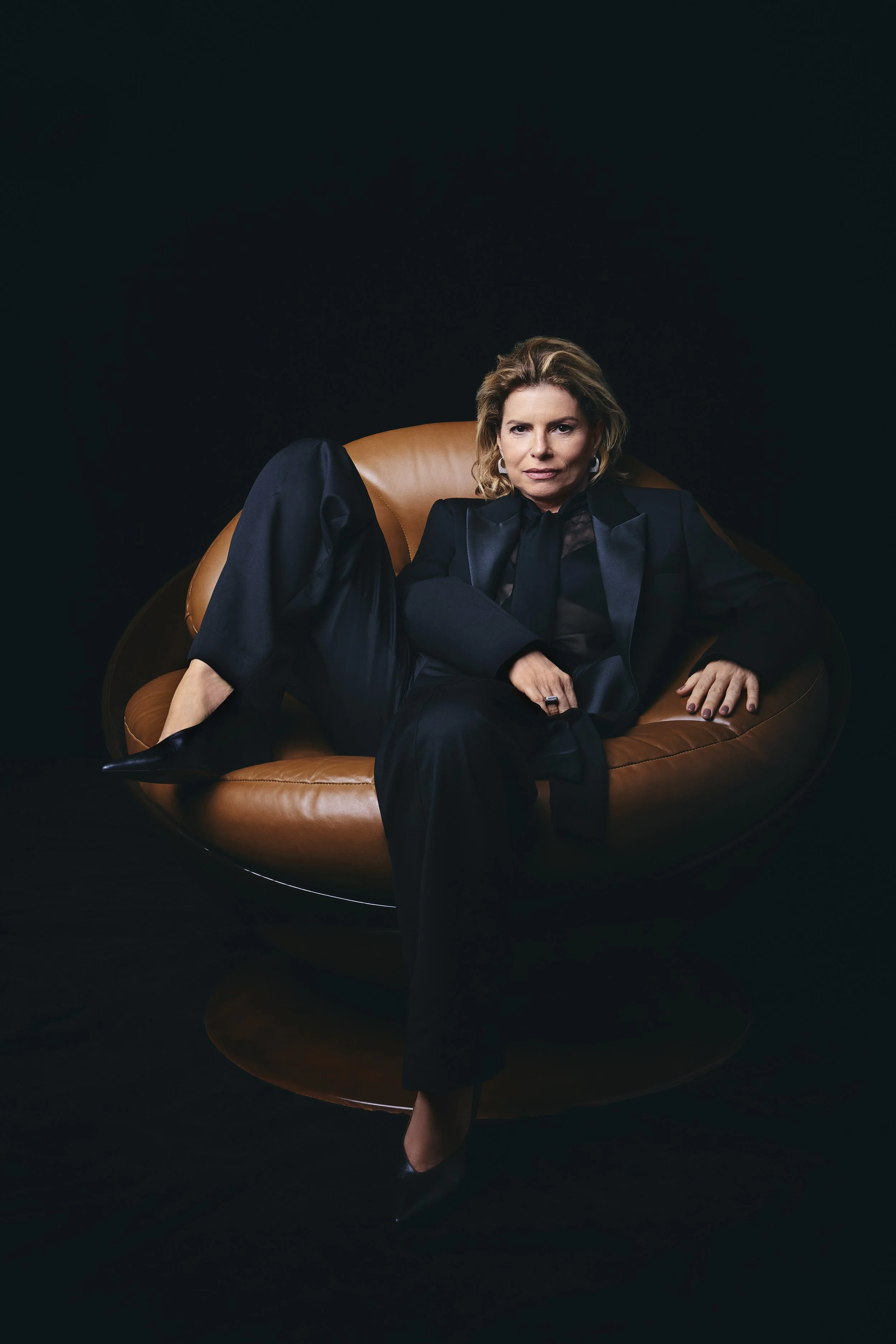 Débora Bloch for Folha ilustrada