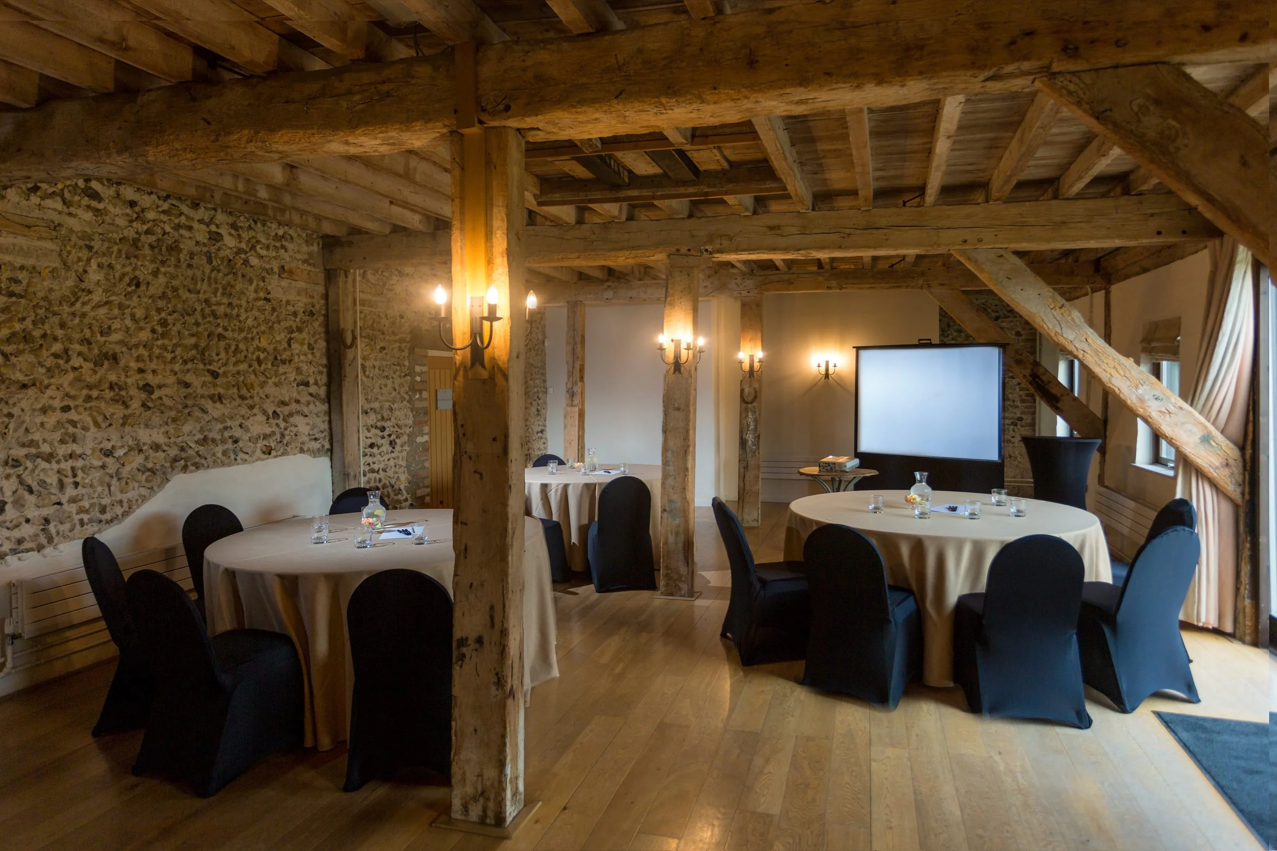 Cabaret in FB-min.jpg