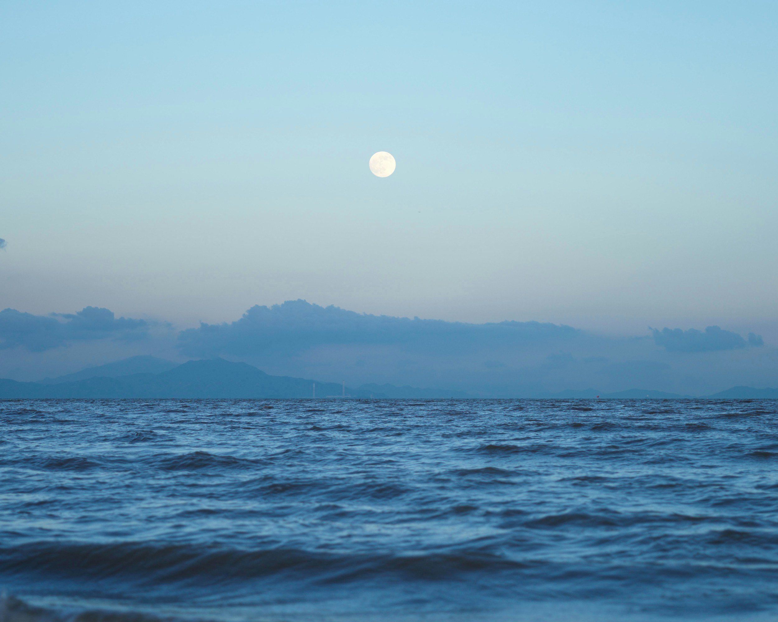 Full Moon in Cancer: The Deep Winter Moon & Returning Home to Yourself