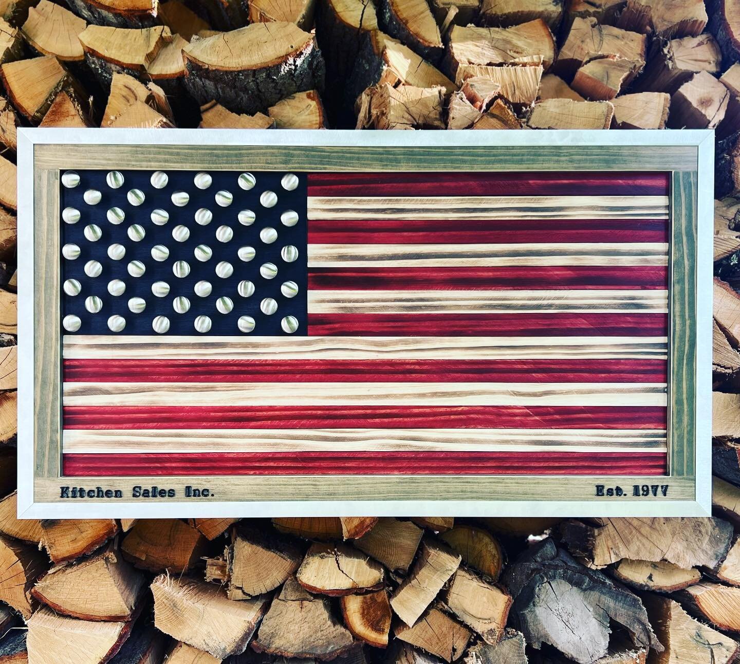 Custom size and cabinet knobs as stars for a cabinet company! 🇺🇸😁🇺🇸 www.shoveltownflag.com