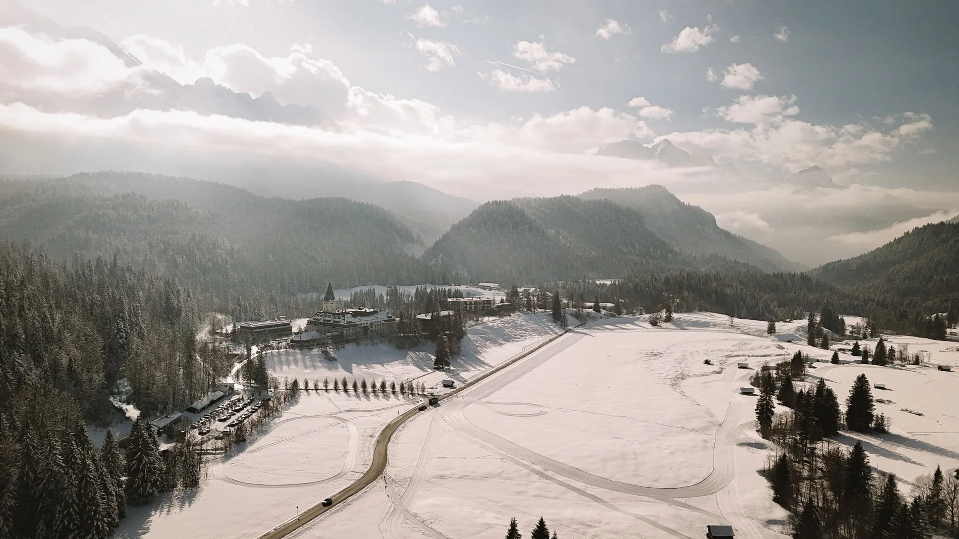 103 - laura_schmatz_schloss_elmau--49.jpg