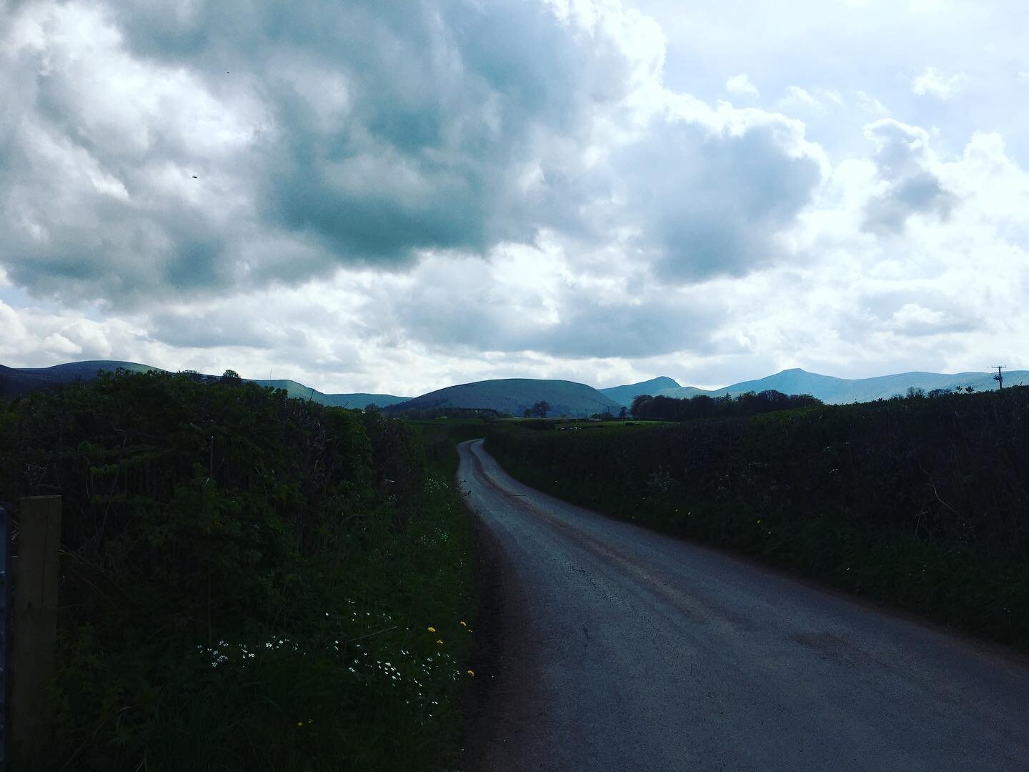 All roads lead to the beacons, my new home. For those of you wondering why SussexMindfulWalks has become wildwellbeinginwales - I&rsquo;ve moved house! I&rsquo;m now a proud resident of the #bannaubrycheiniog national park. Similar in some ways to th