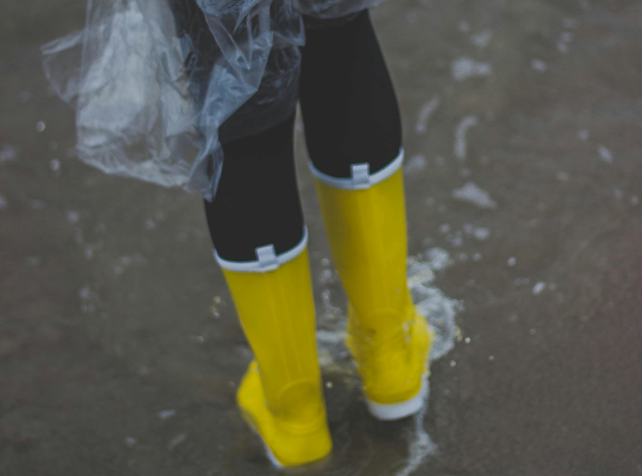 Road closures near airport due to flooding