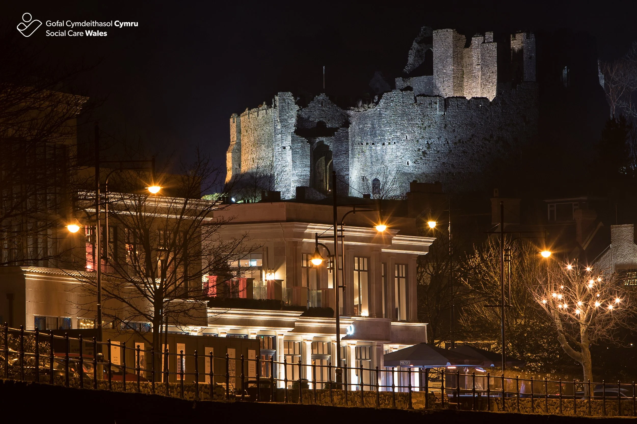 Oystermouth Castle, Western Bay.jpg