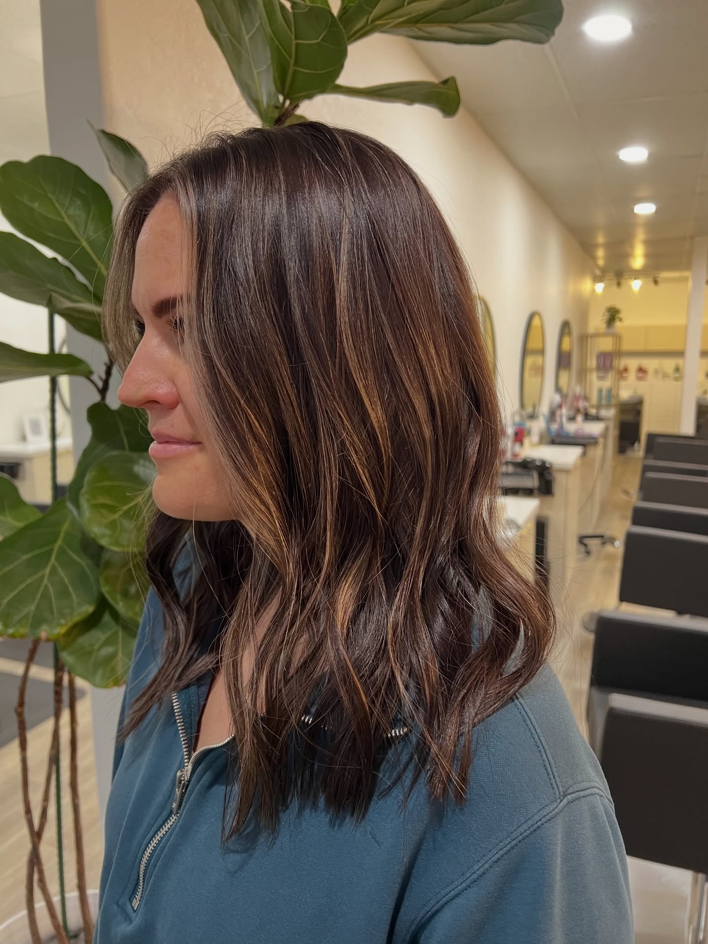 High contrast foilage with seamless dimension✨
Hair by @kendalladornsd 🤍

#sdblondespecialist #sdlivedinhair #sandiegohairstylist #sandiegohairsalon #sandiegokerastasesalon