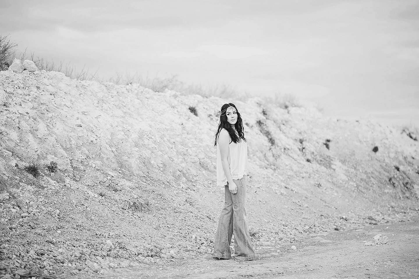 Hippie editiorial senior shoot in Zillah, WA sand dunes. 
