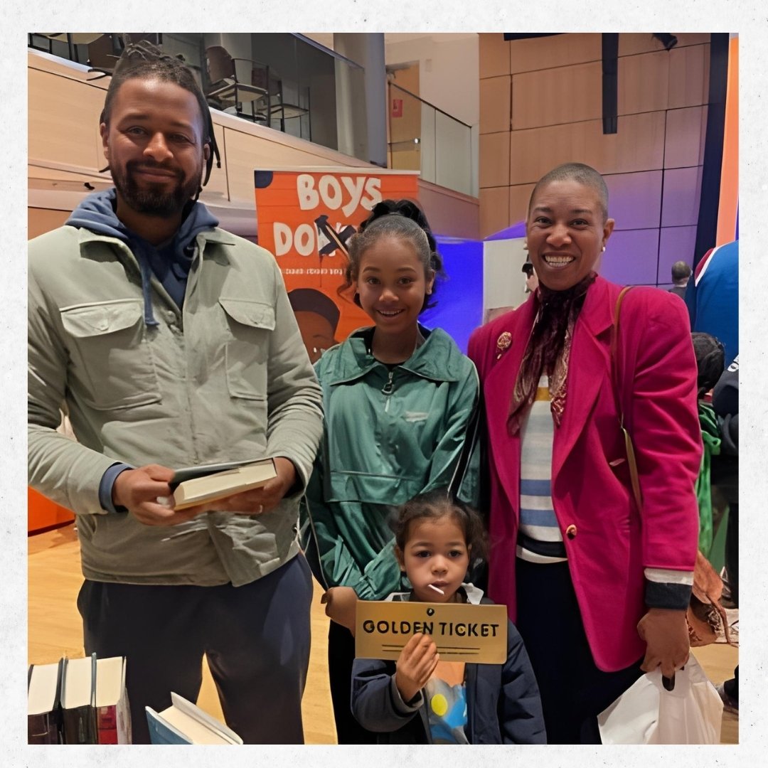 #winnerwinner
#indiebookstoreday

Congratulations to Christina and her family for finding the @librofm #goldenticket.  Enjoy your audiobooks!

Took a chance to hide it at the @lewismuseum African American Children's Book Festival.  Thanks @kimcleewri