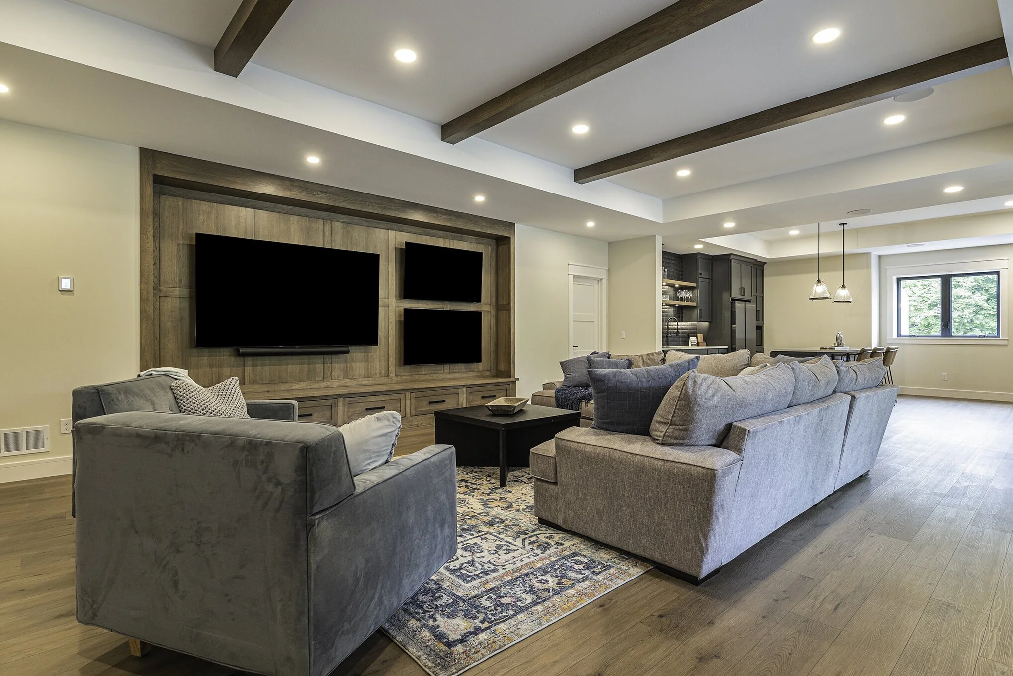 009_sparty_ln-28 (1).jpg