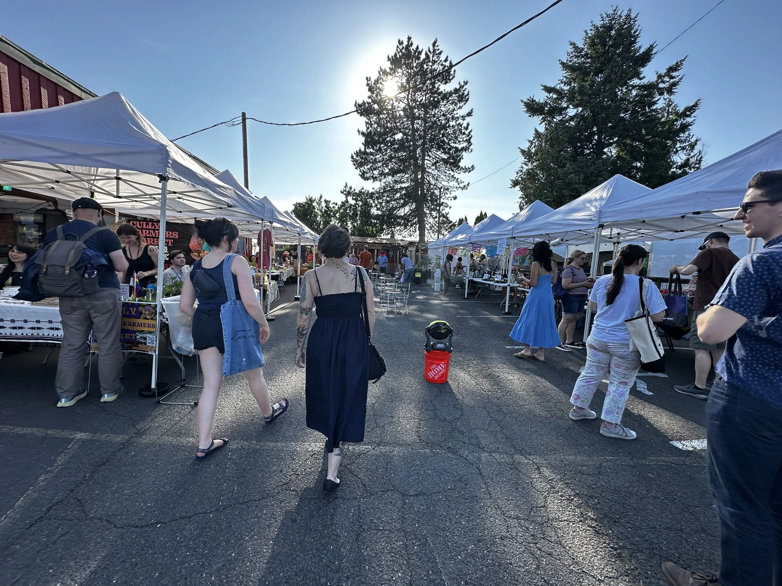 Weekly Market 