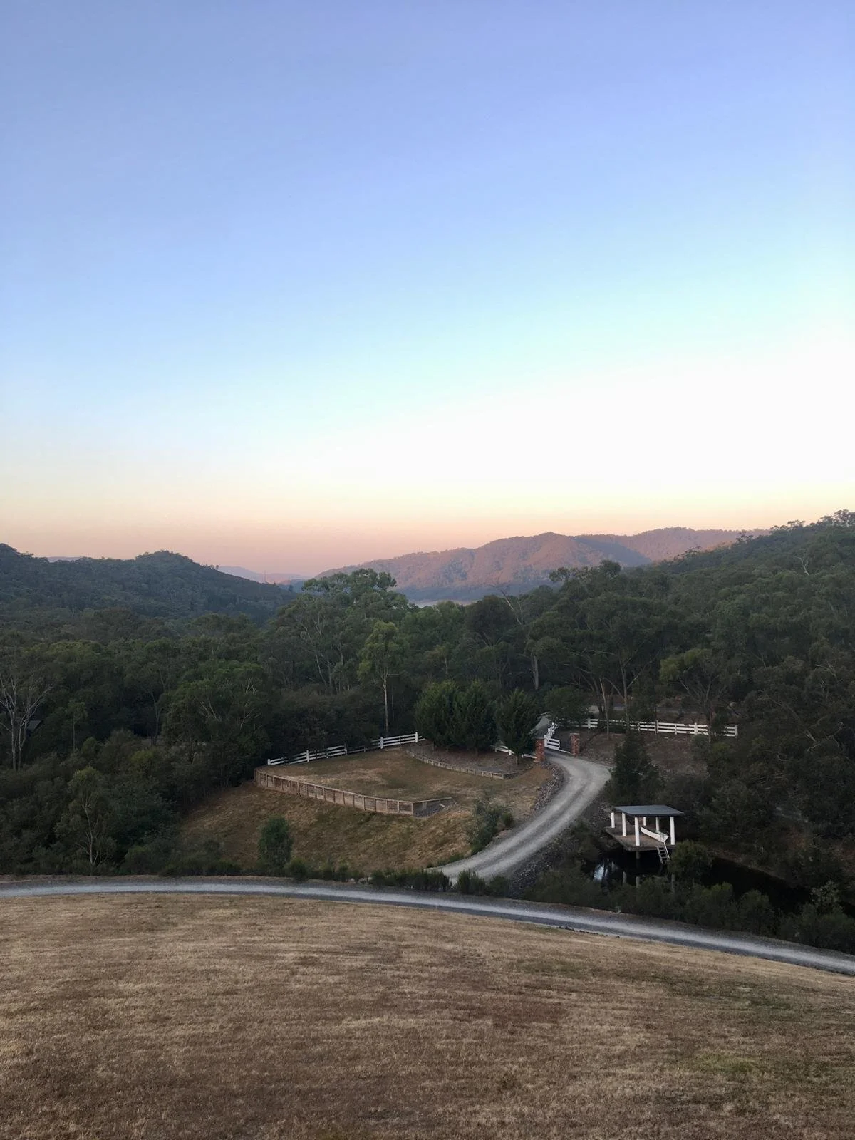Lago Eildon vista desde Taylor Bay.jpeg