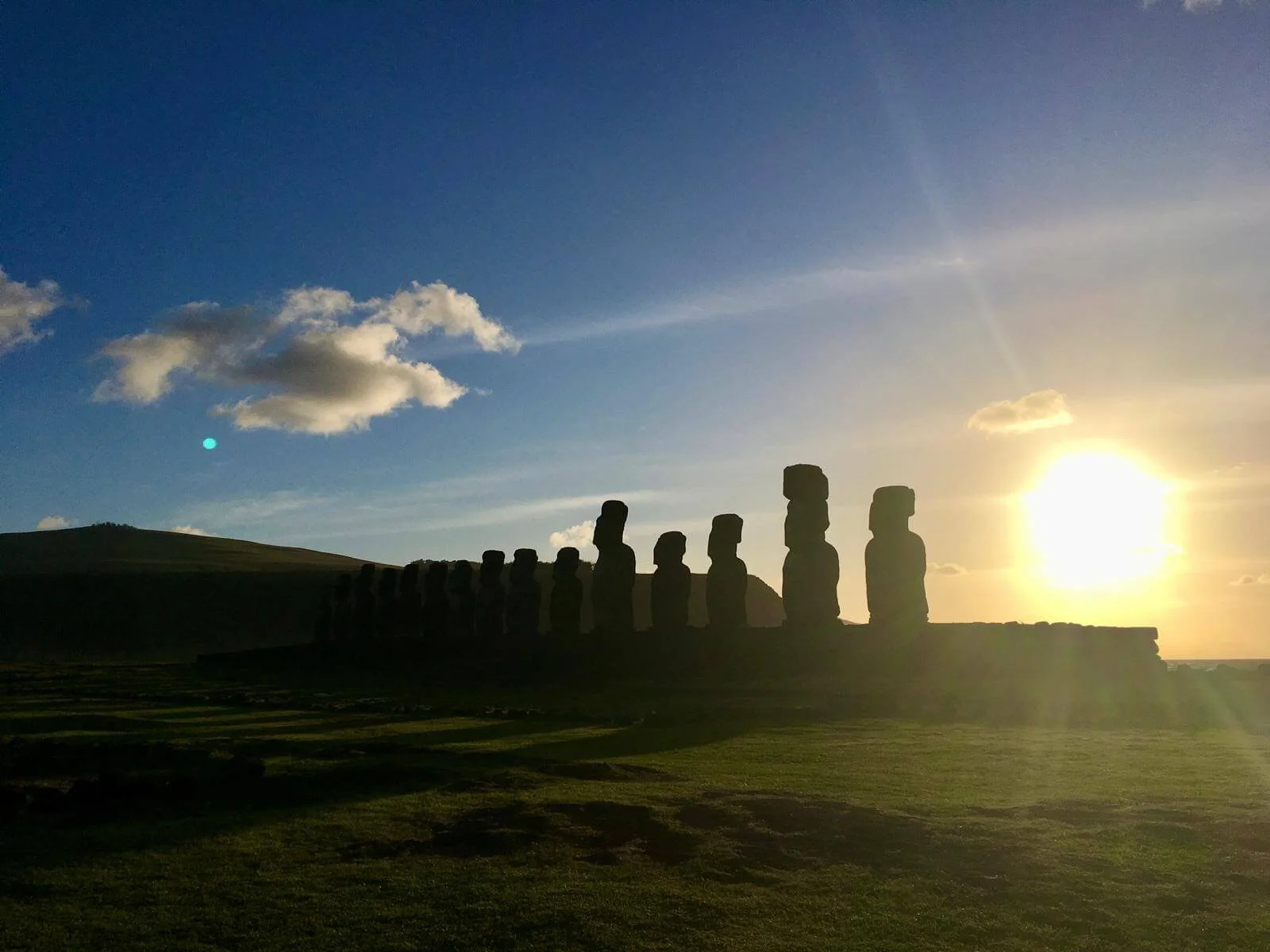 Isla de Pascua (Rapa Nui): Guía Completa para Viajar y Respetar la Isla