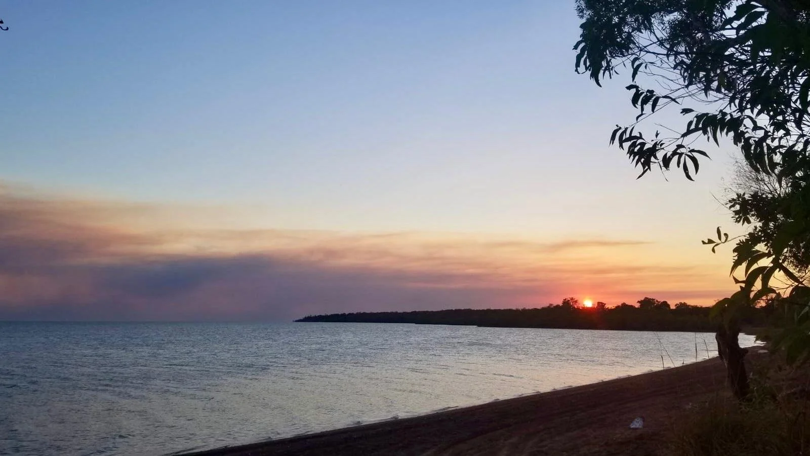 Atardecer en Australia después del trabajo: sensación de logro y aprendizaje