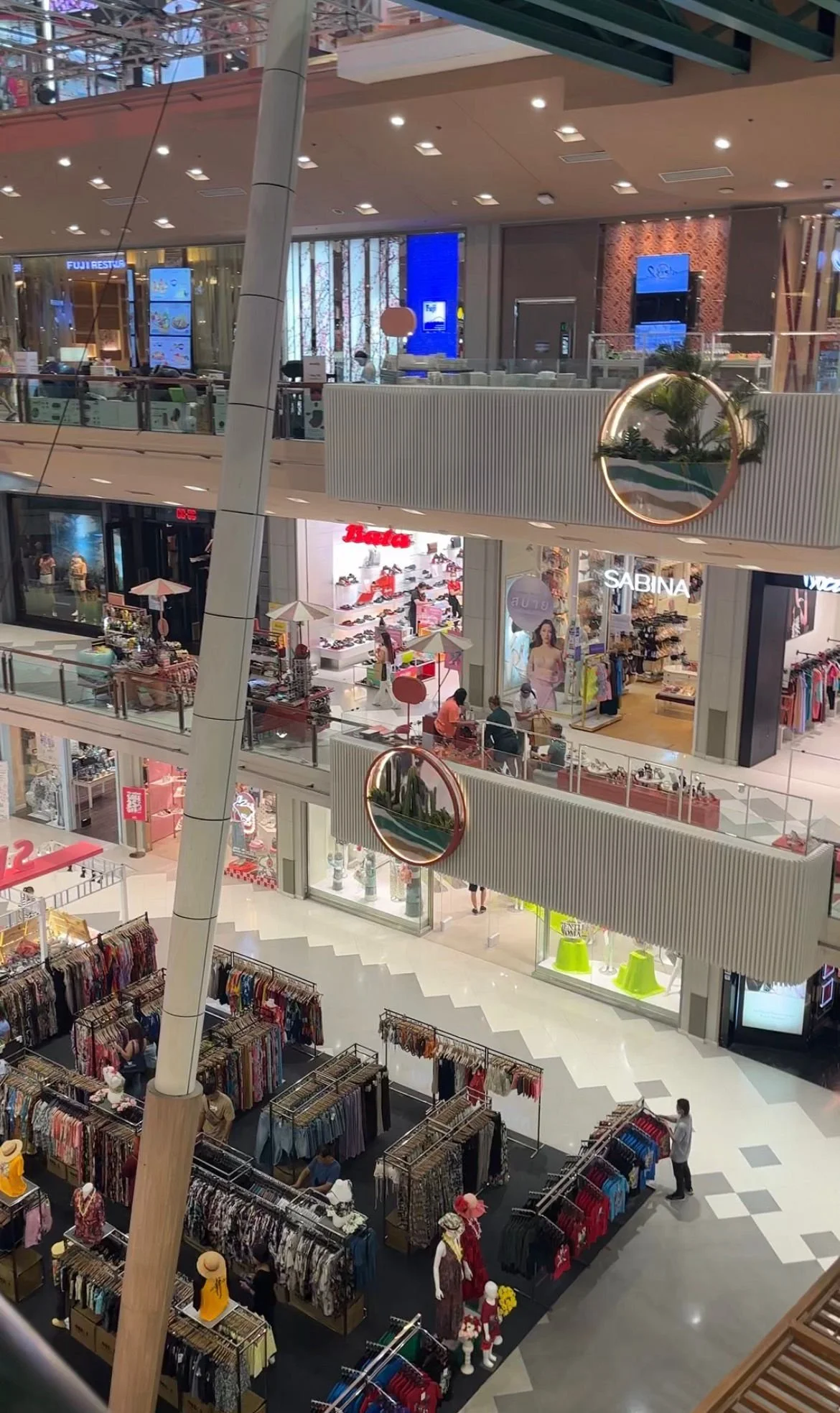 Central Phuket el paraiso de compres en phuket tailandia