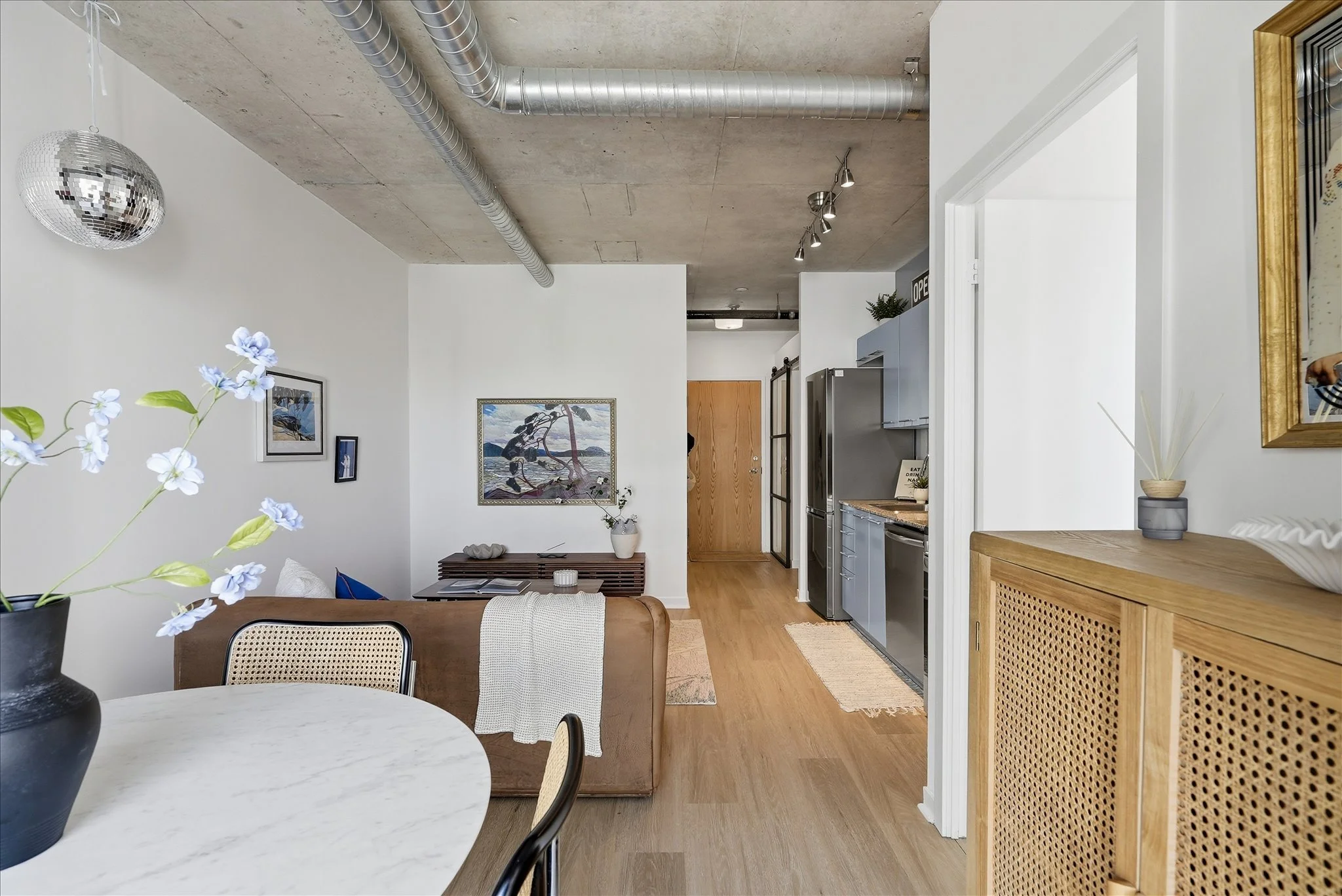 14-170 Sudbury St _807-11.jpg