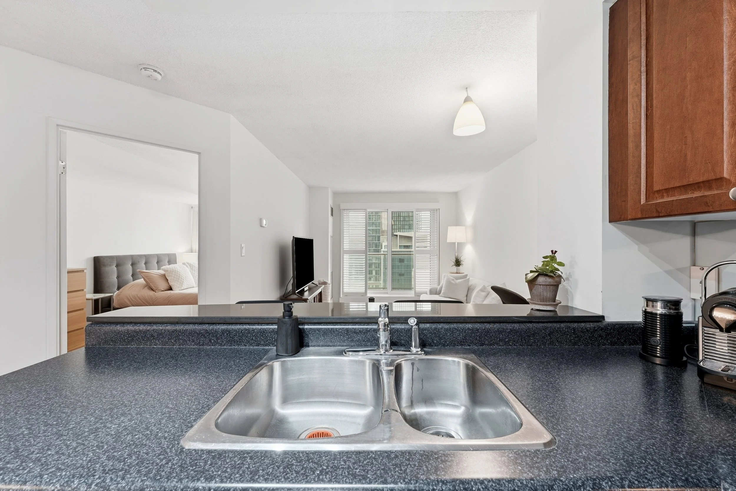 12-230 King St E-12.jpg