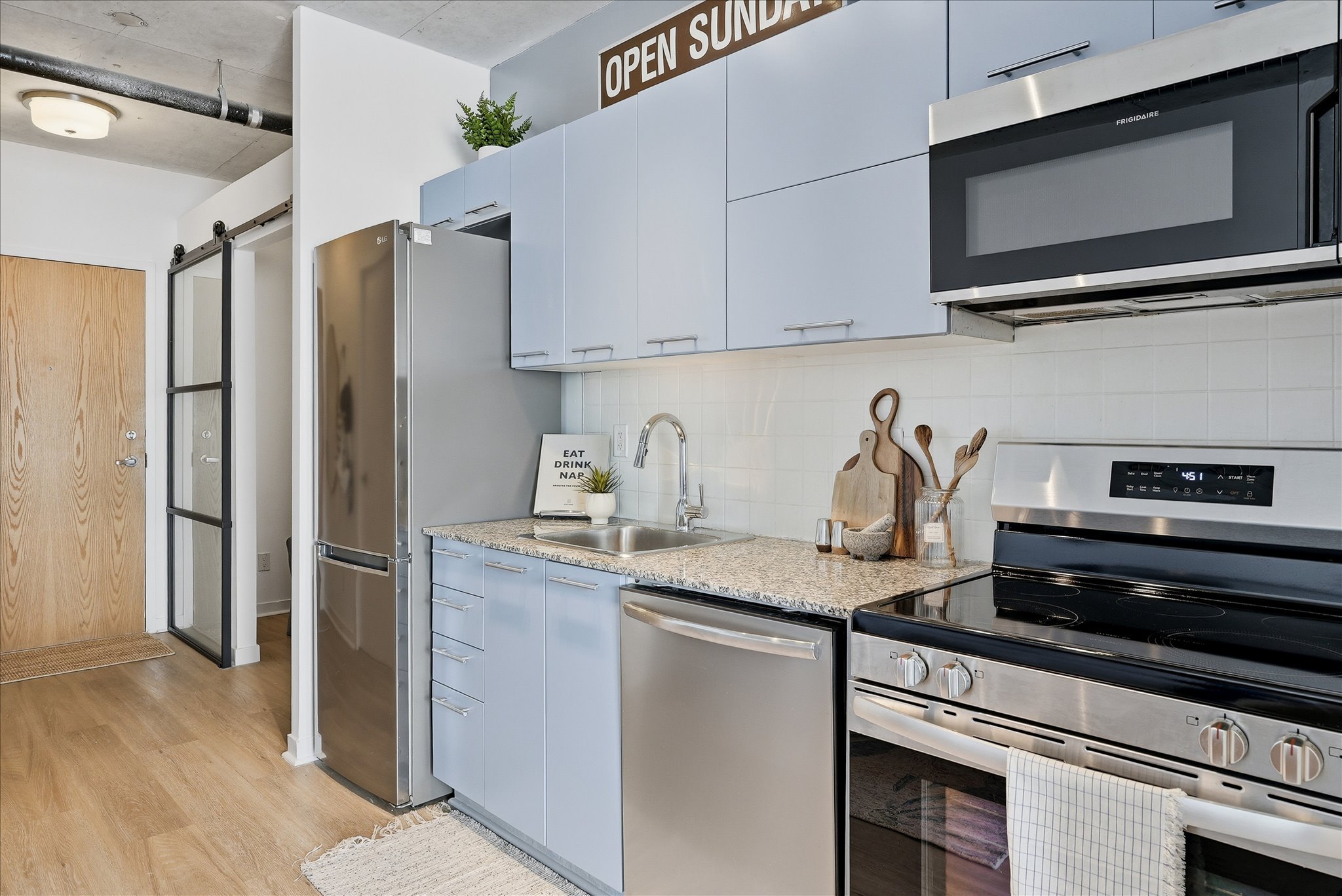 11-170 Sudbury St _807-8.jpg