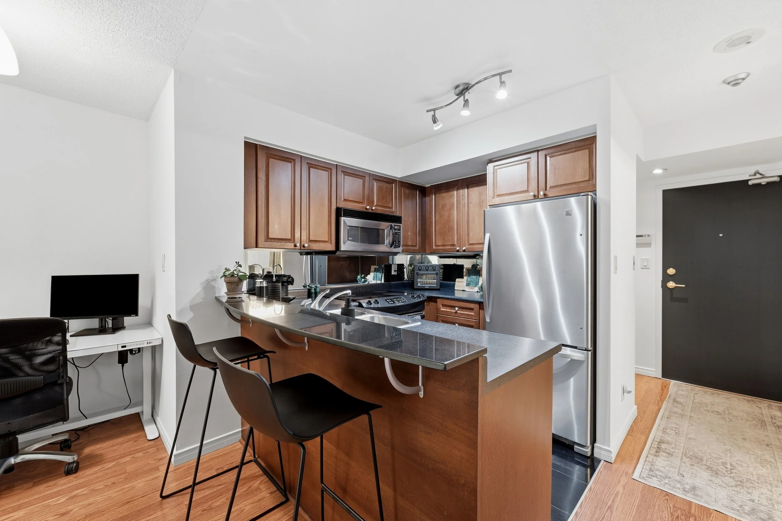 13-230 King St E-13.jpg