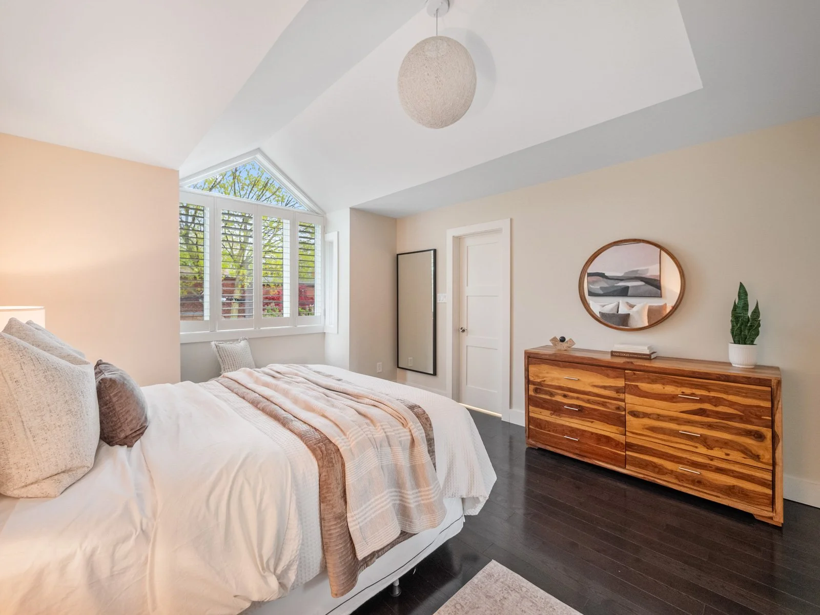 995 Greenwood Ave-42.jpg
