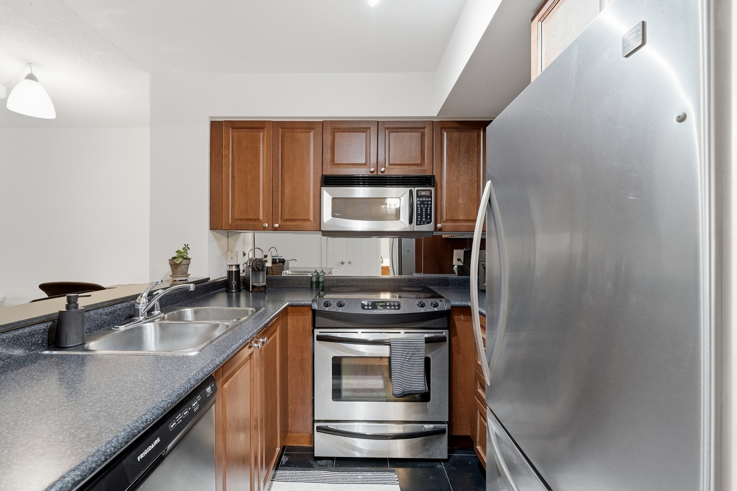 11-230 King St E-11.jpg