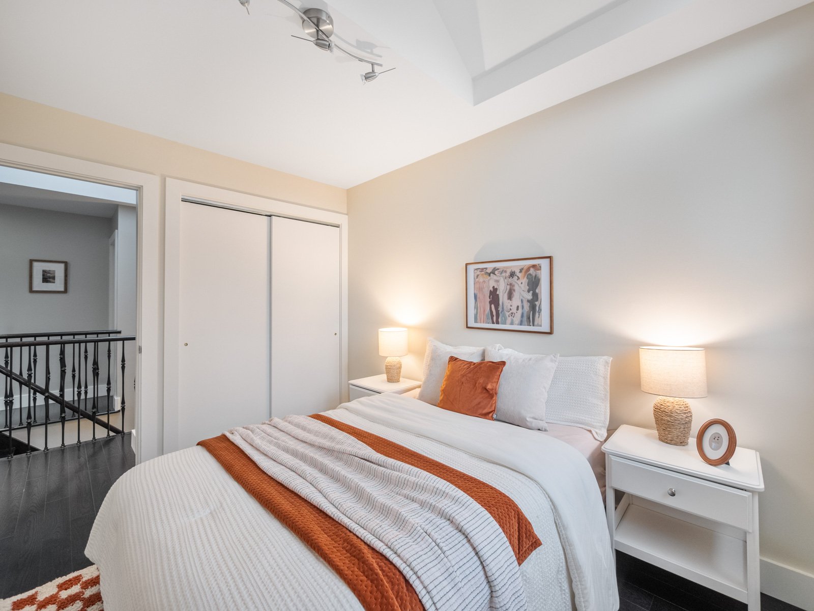 995 Greenwood Ave-34.jpg