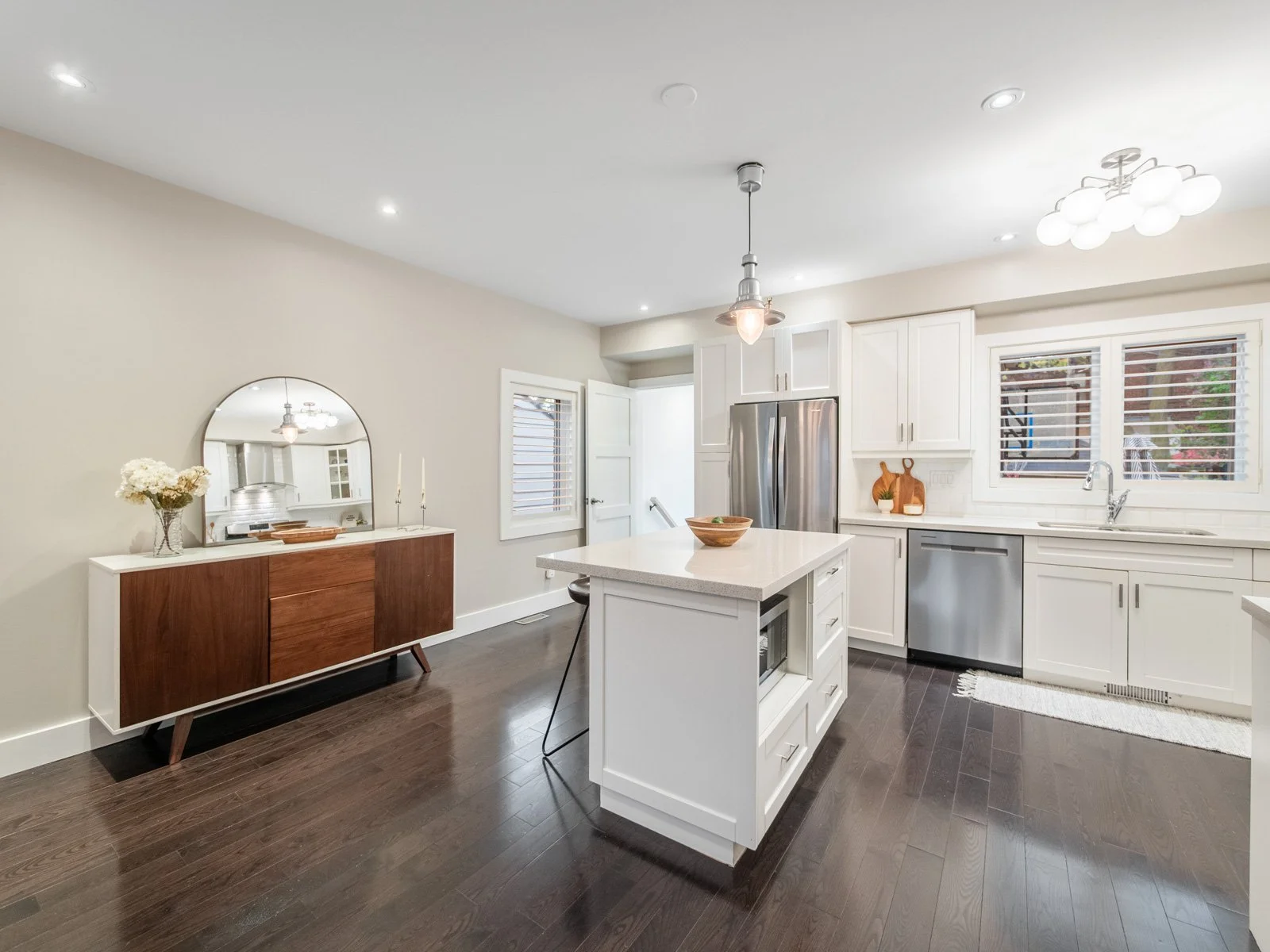 995 Greenwood Ave-20.jpg