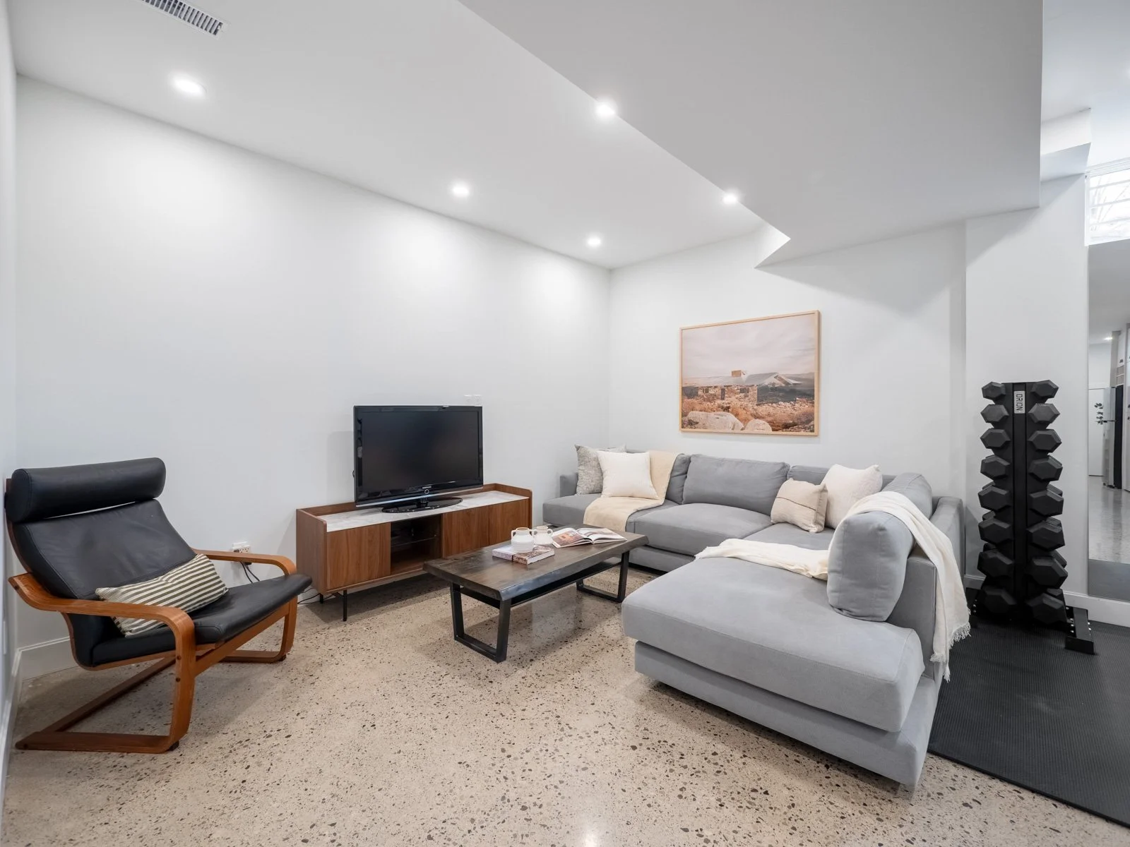 995 Greenwood Ave-52.jpg
