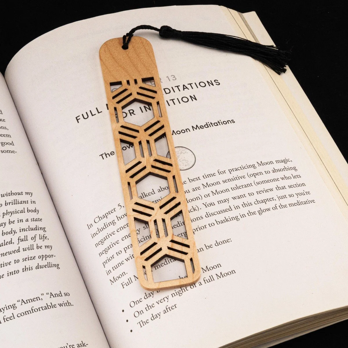 A Thoughtful Gift for Book Lovers