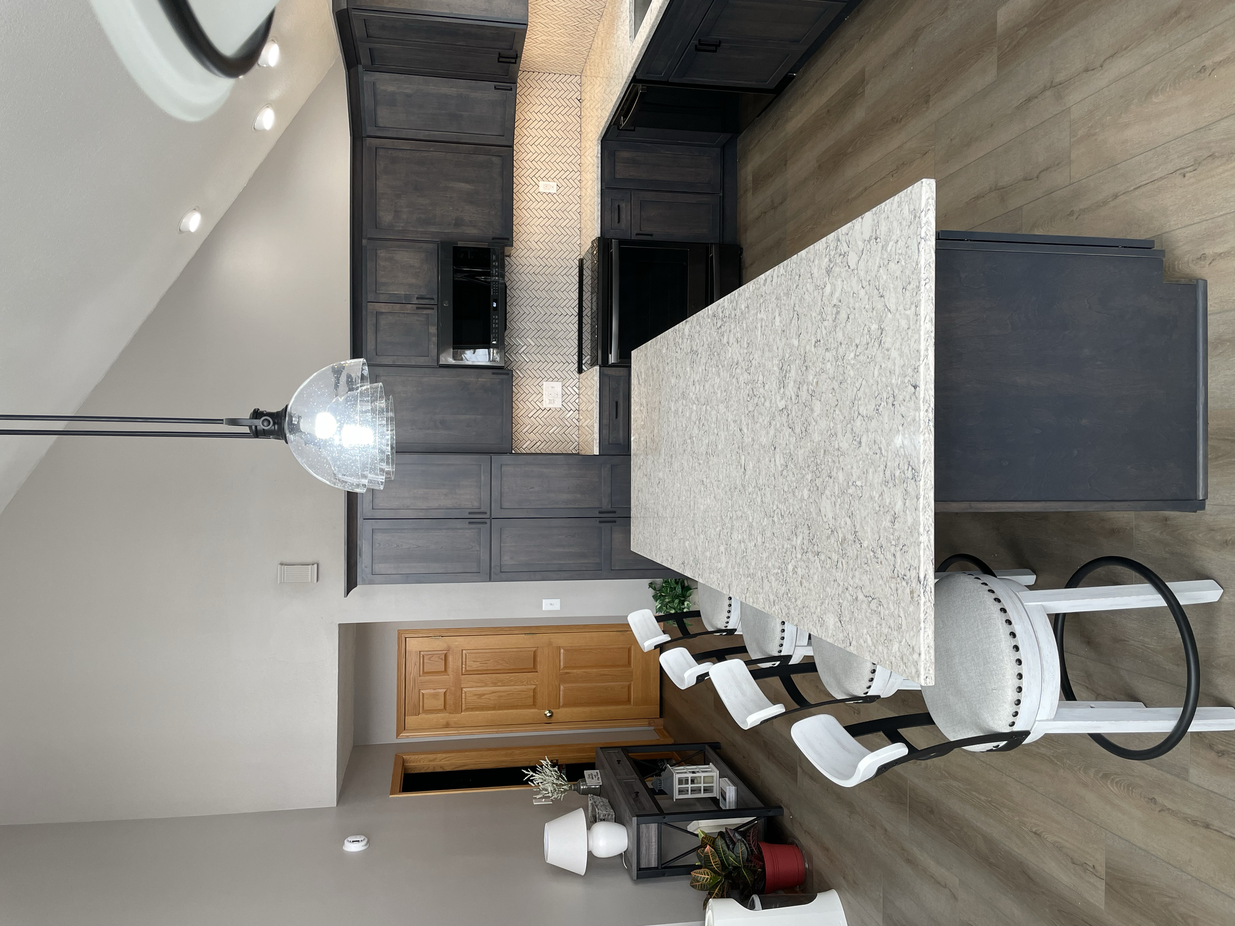 A beautiful new kitchen for Lake Ponderosa. A complete remodel.