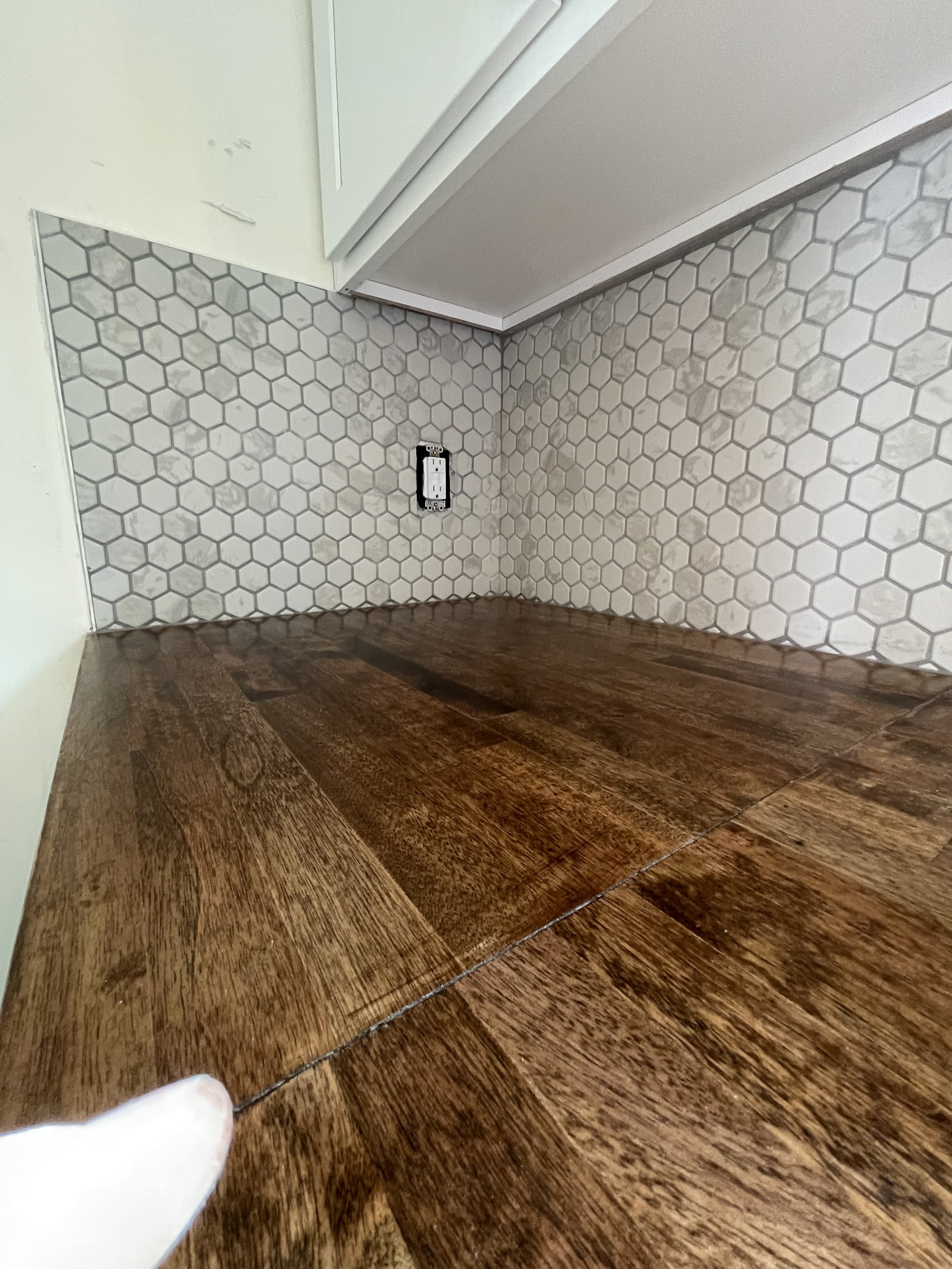 Mosaic tile backsplash