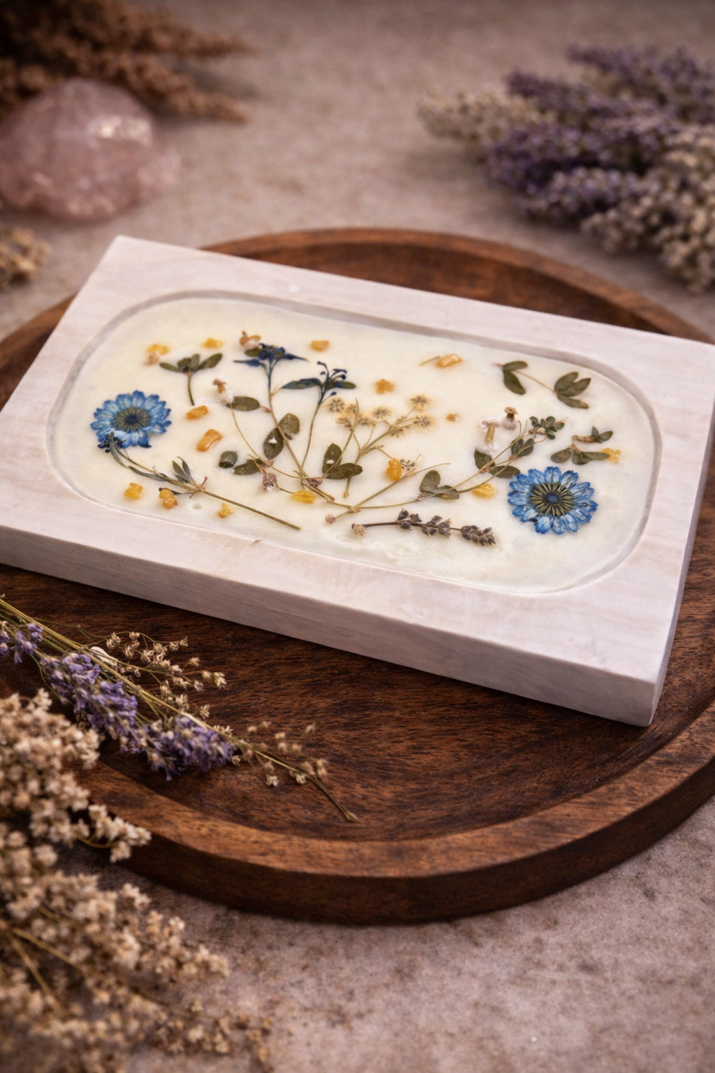 Bonnie Blue Flowers Botanical Vanilla & Floral Beeswax Candle