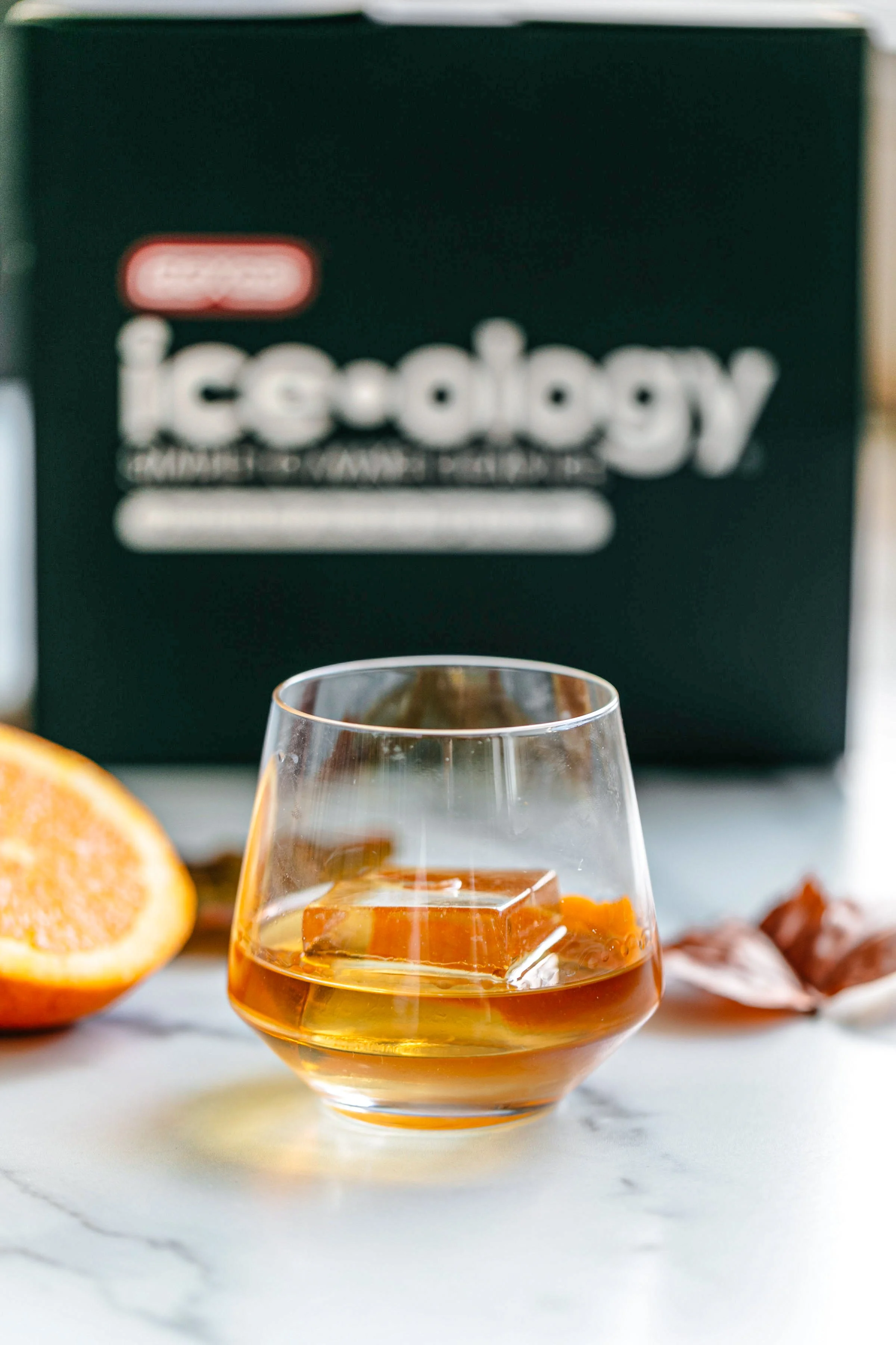 iceology-square-cube-lifestyle-17.jpg