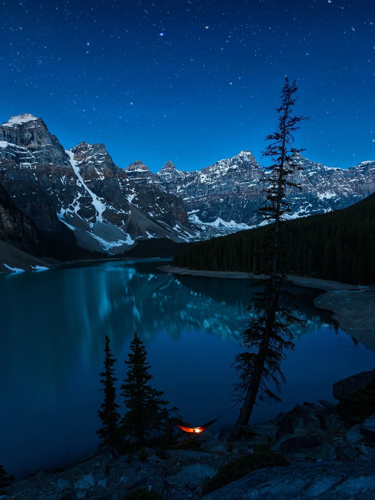 Late night adventures with the squad to get to another little known lake here in the Rockies. 
#morainelake #canadianrockies #banff